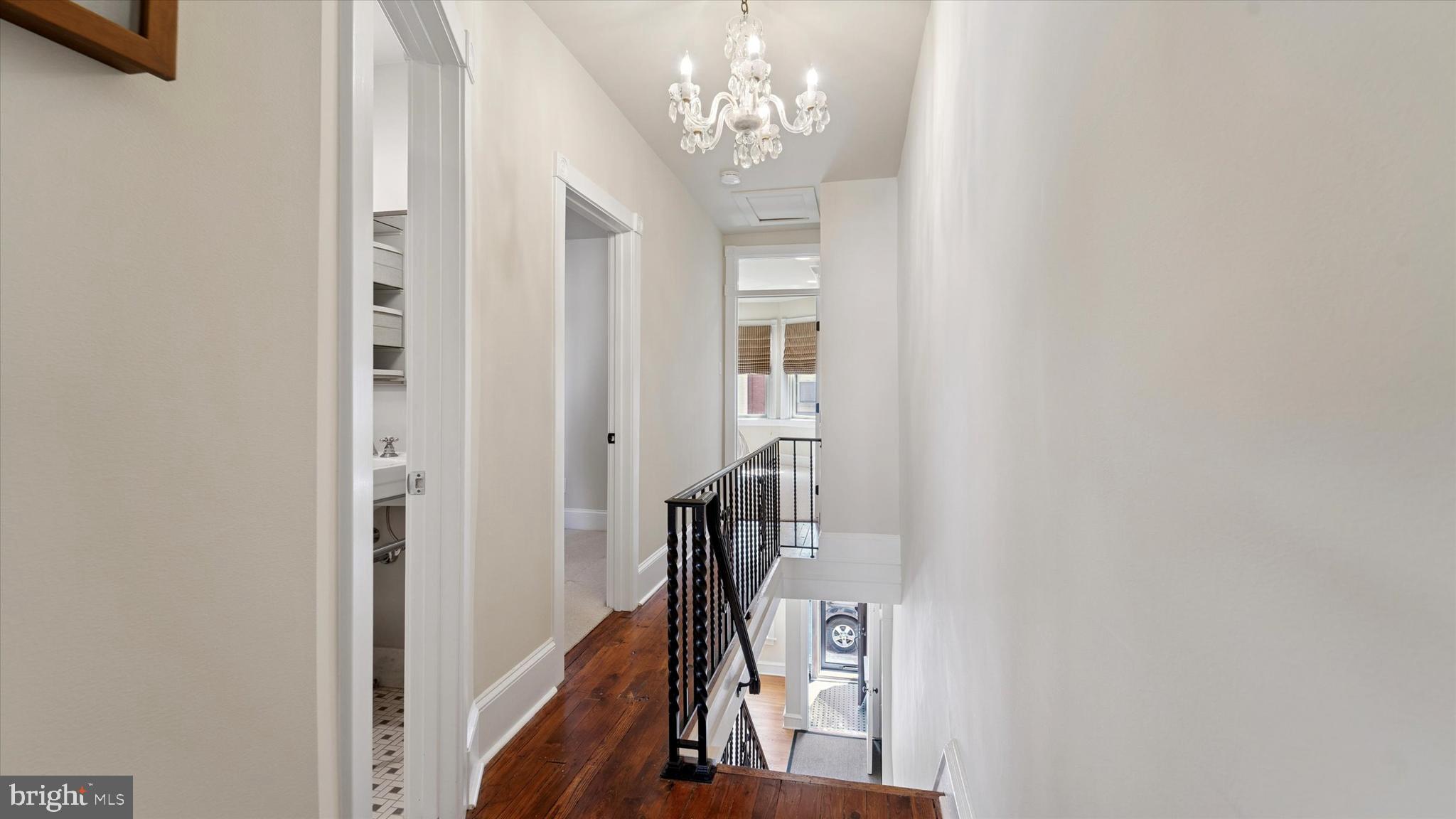 LOWER MOYAMENSING - Residential