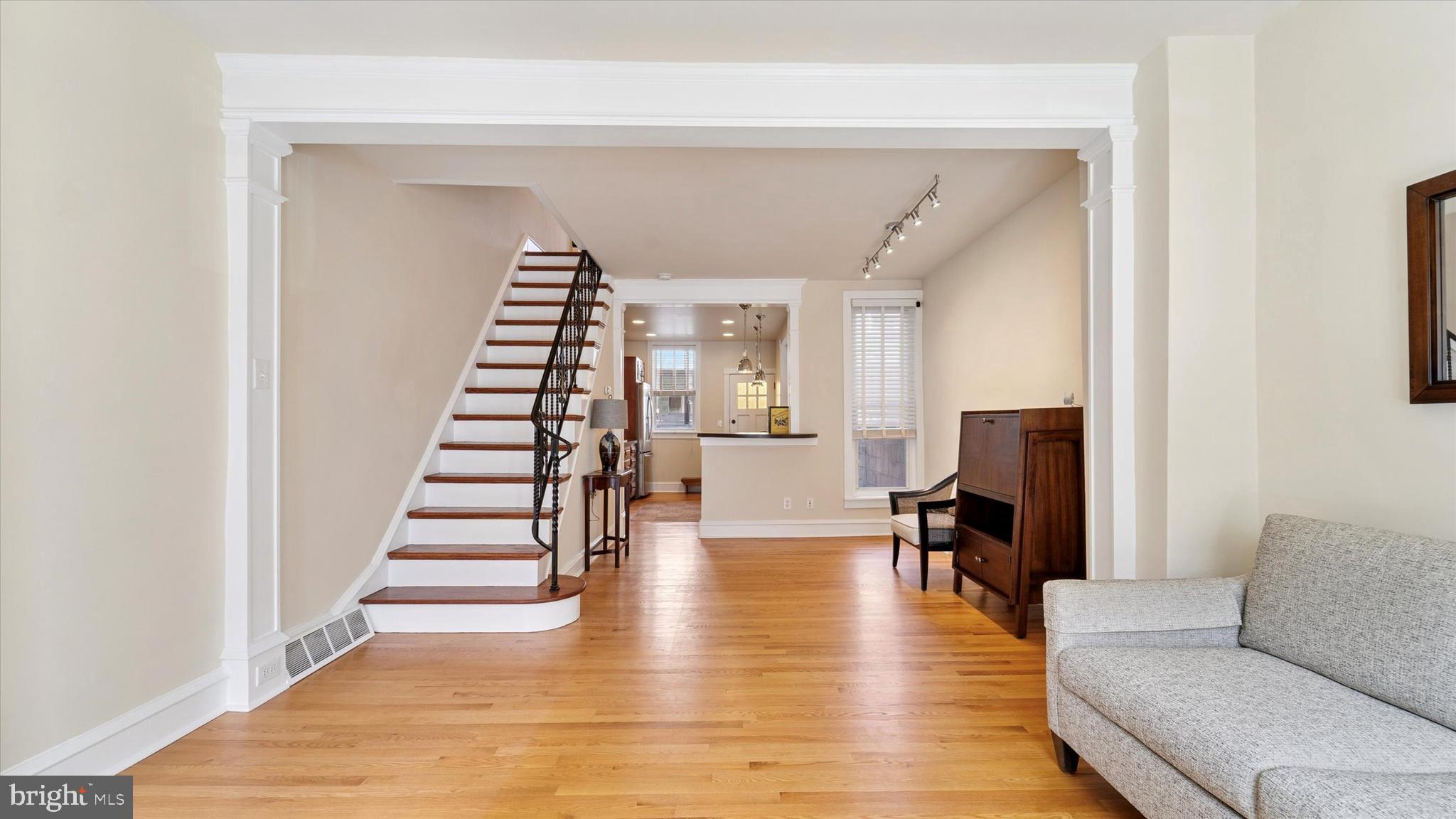 LOWER MOYAMENSING - Residential