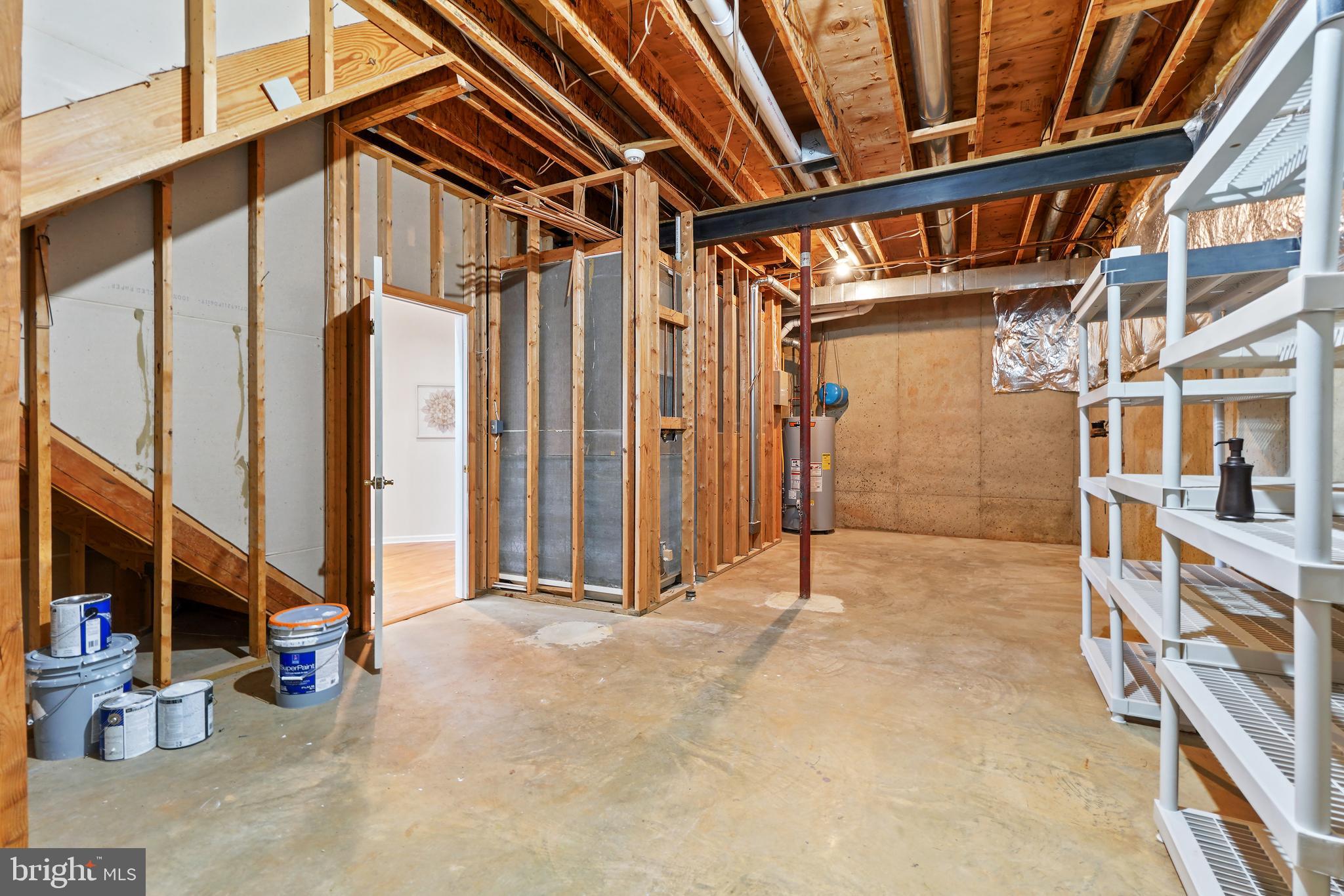 AYRLAWN - Residential