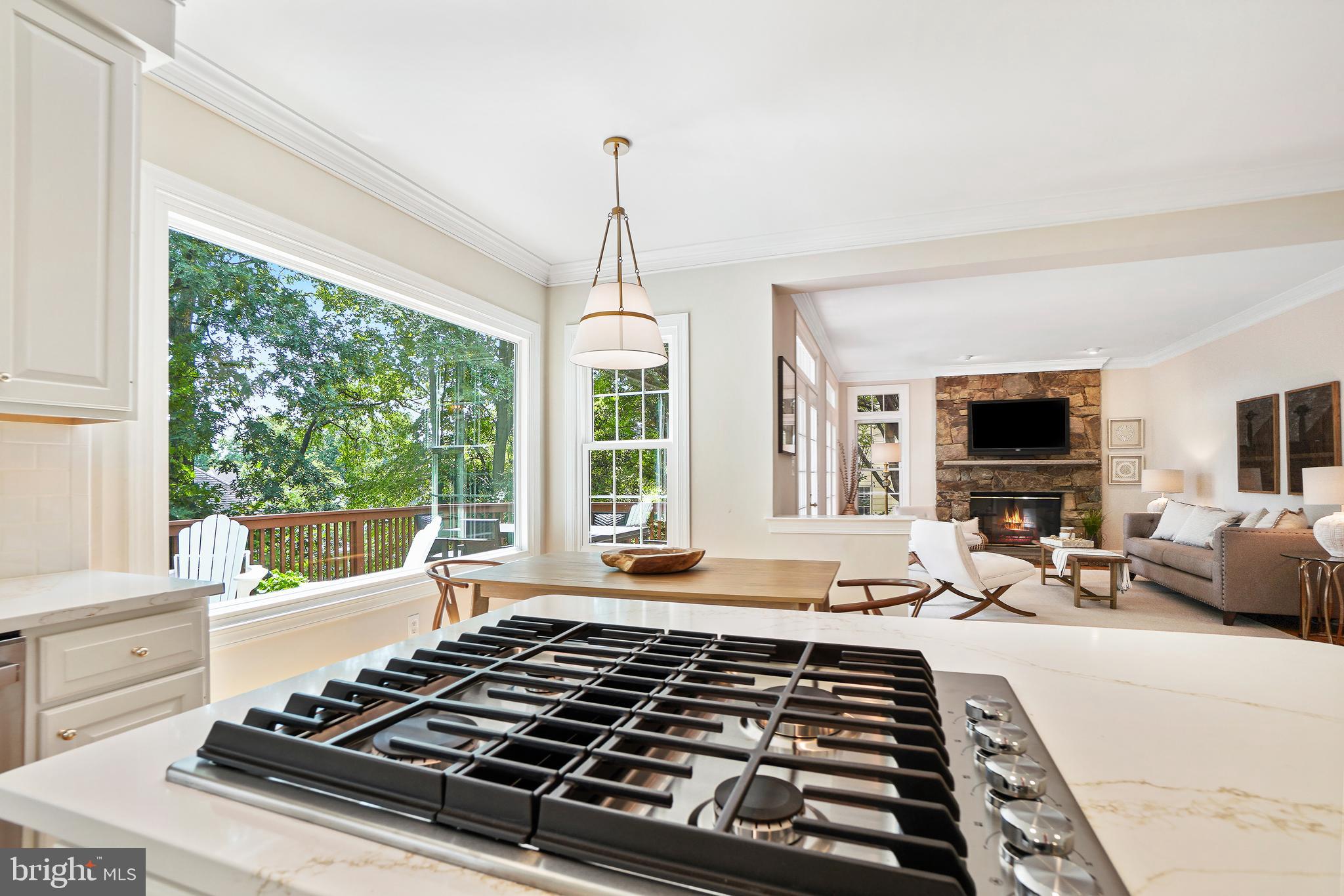 AYRLAWN - Residential