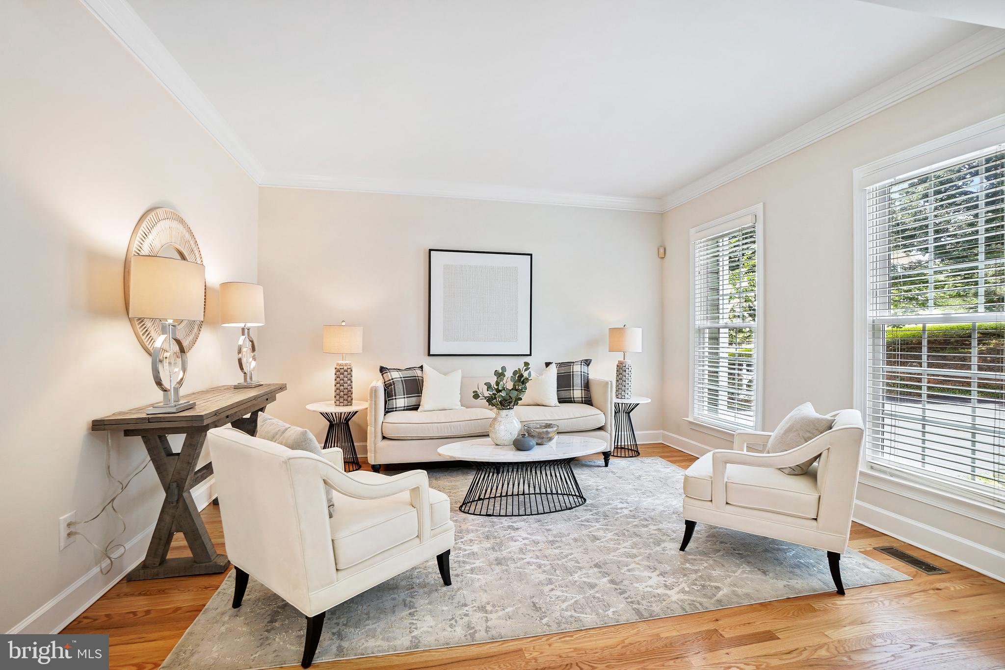 AYRLAWN - Residential