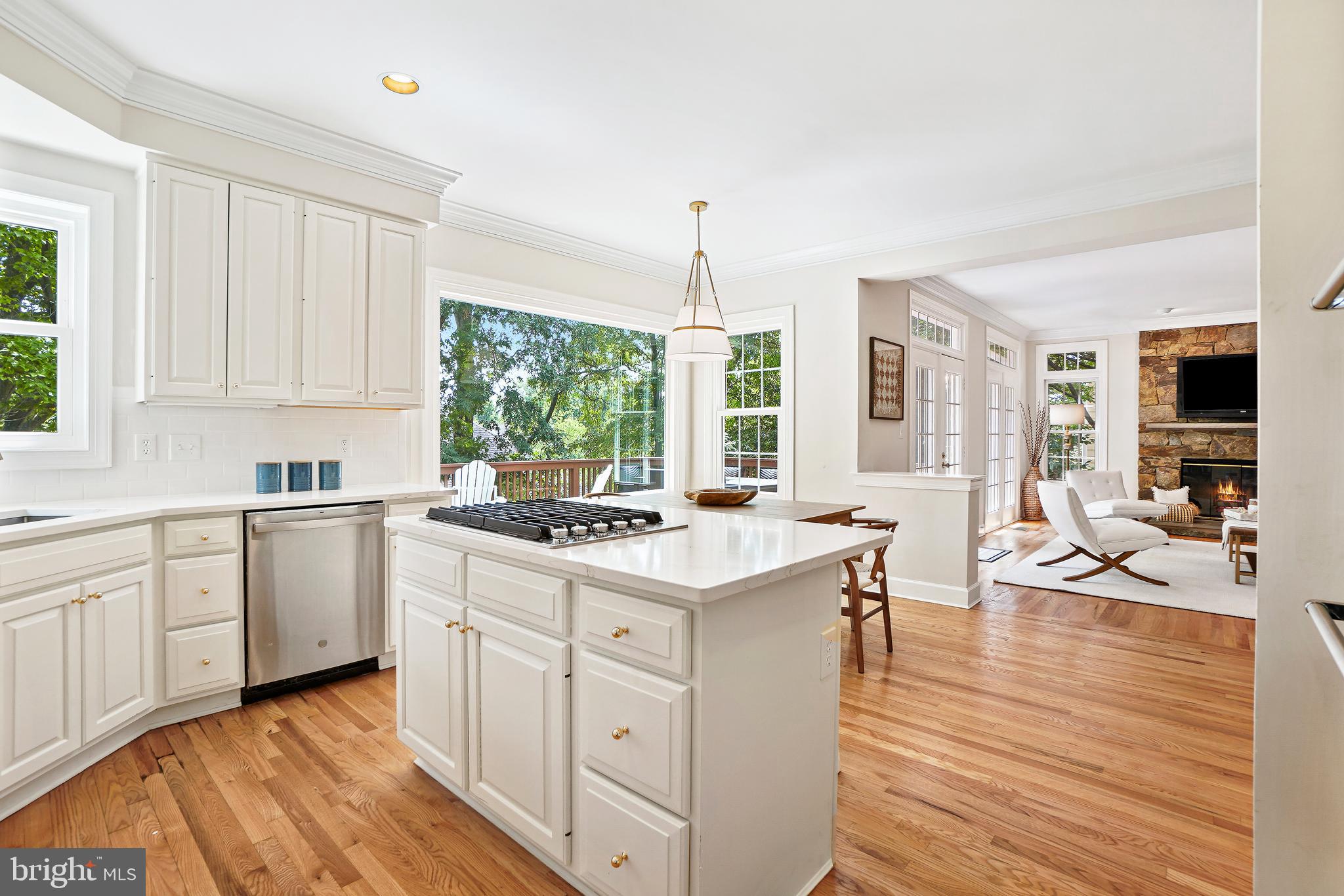 AYRLAWN - Residential