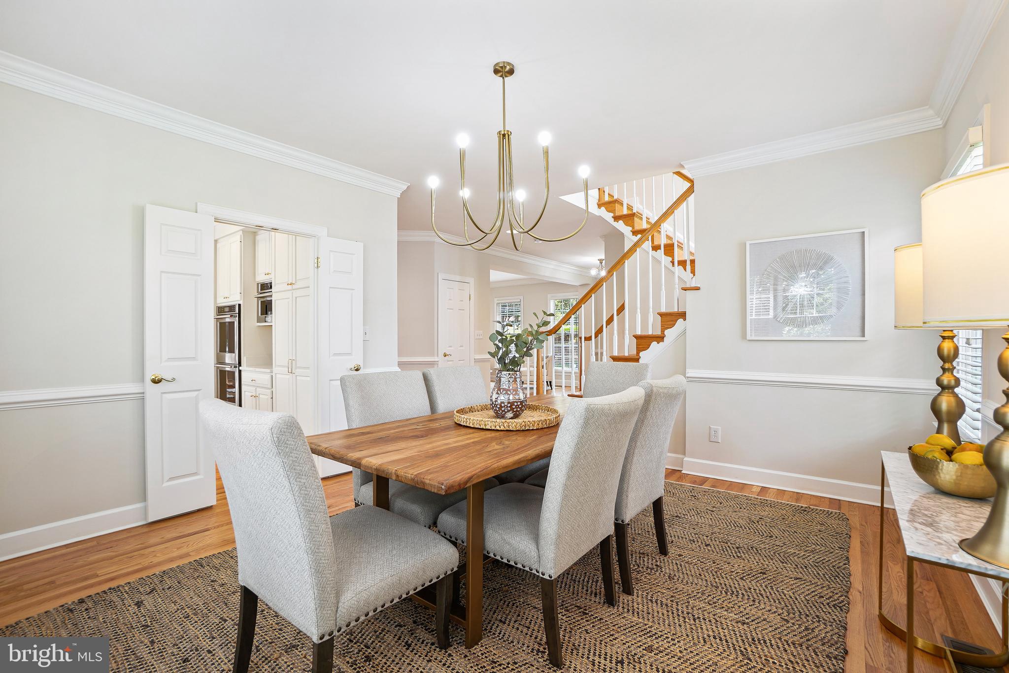 AYRLAWN - Residential