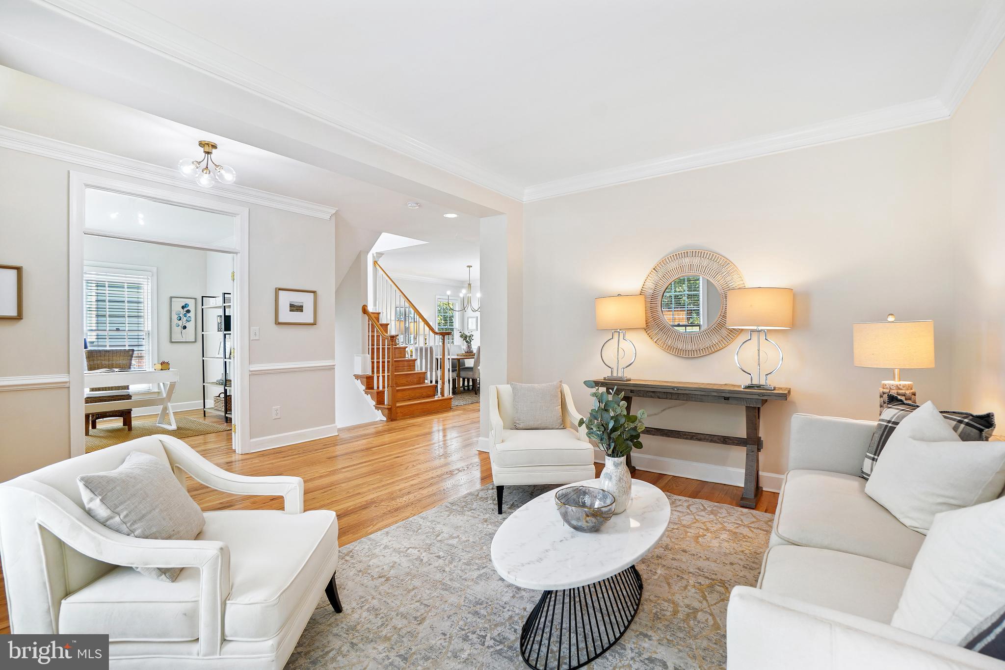 AYRLAWN - Residential