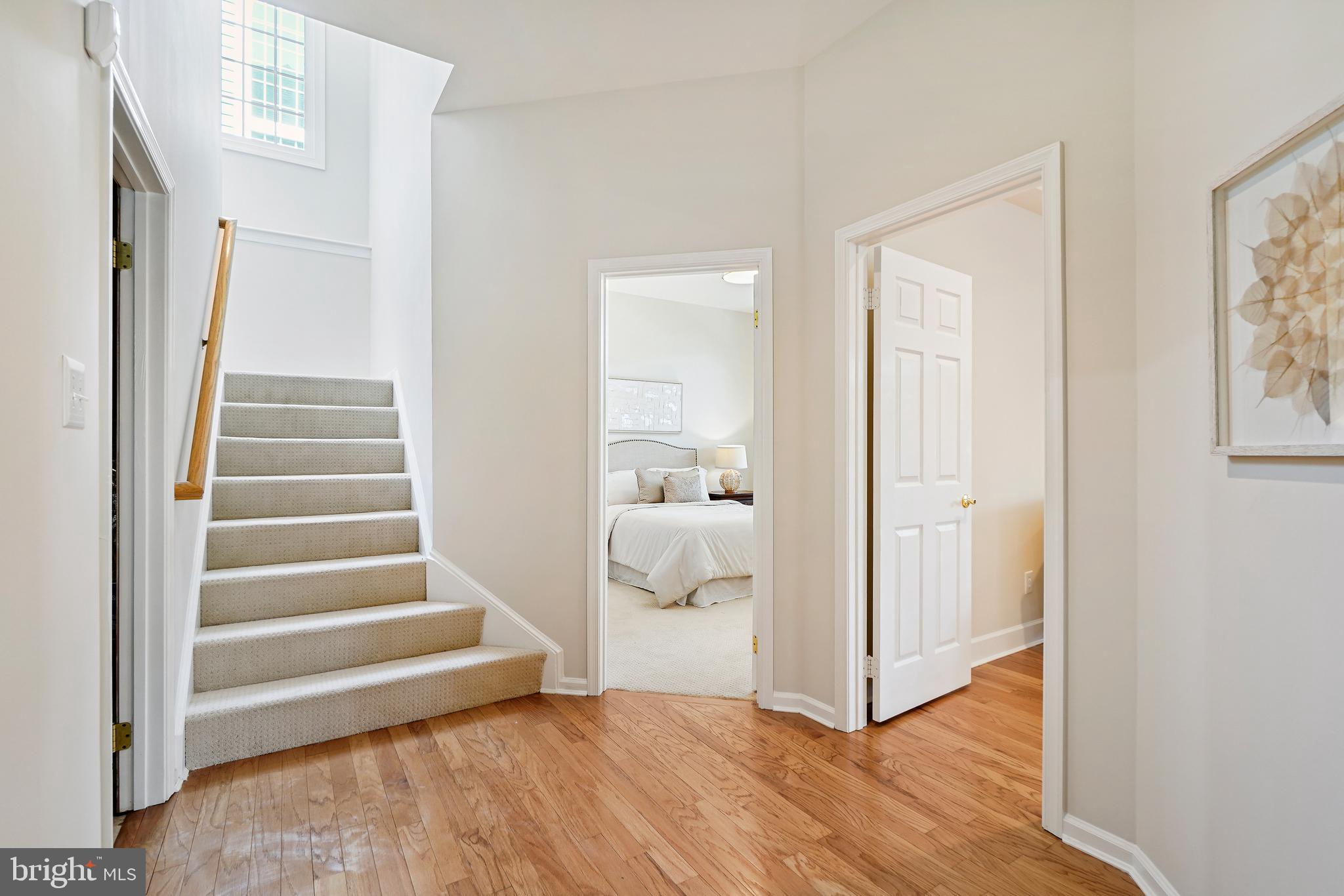 AYRLAWN - Residential