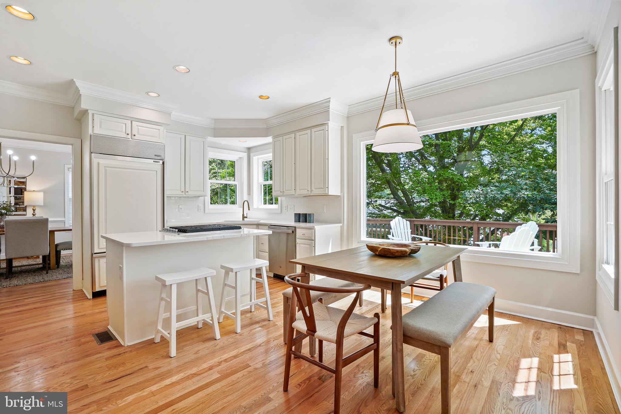 AYRLAWN - Residential