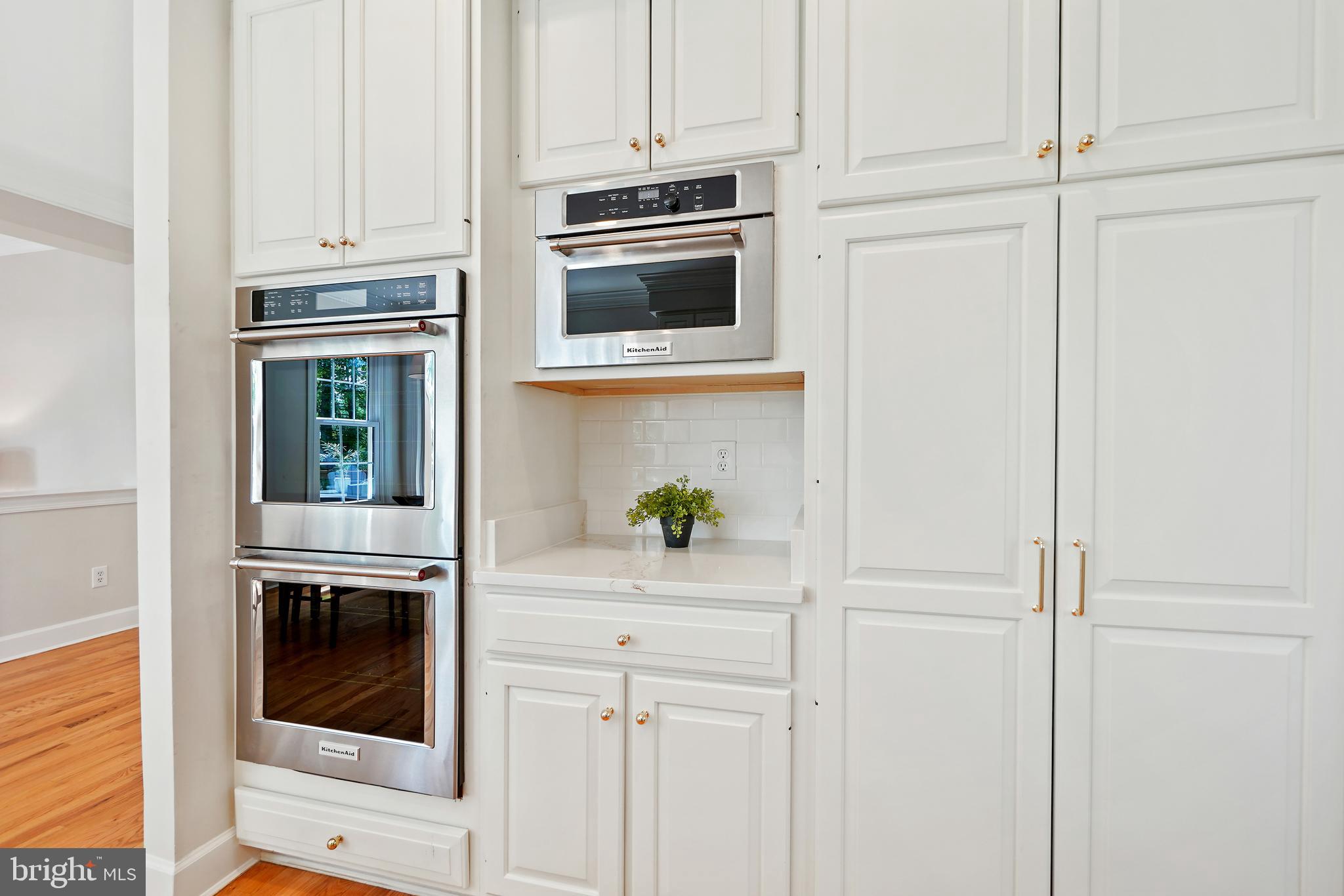 AYRLAWN - Residential