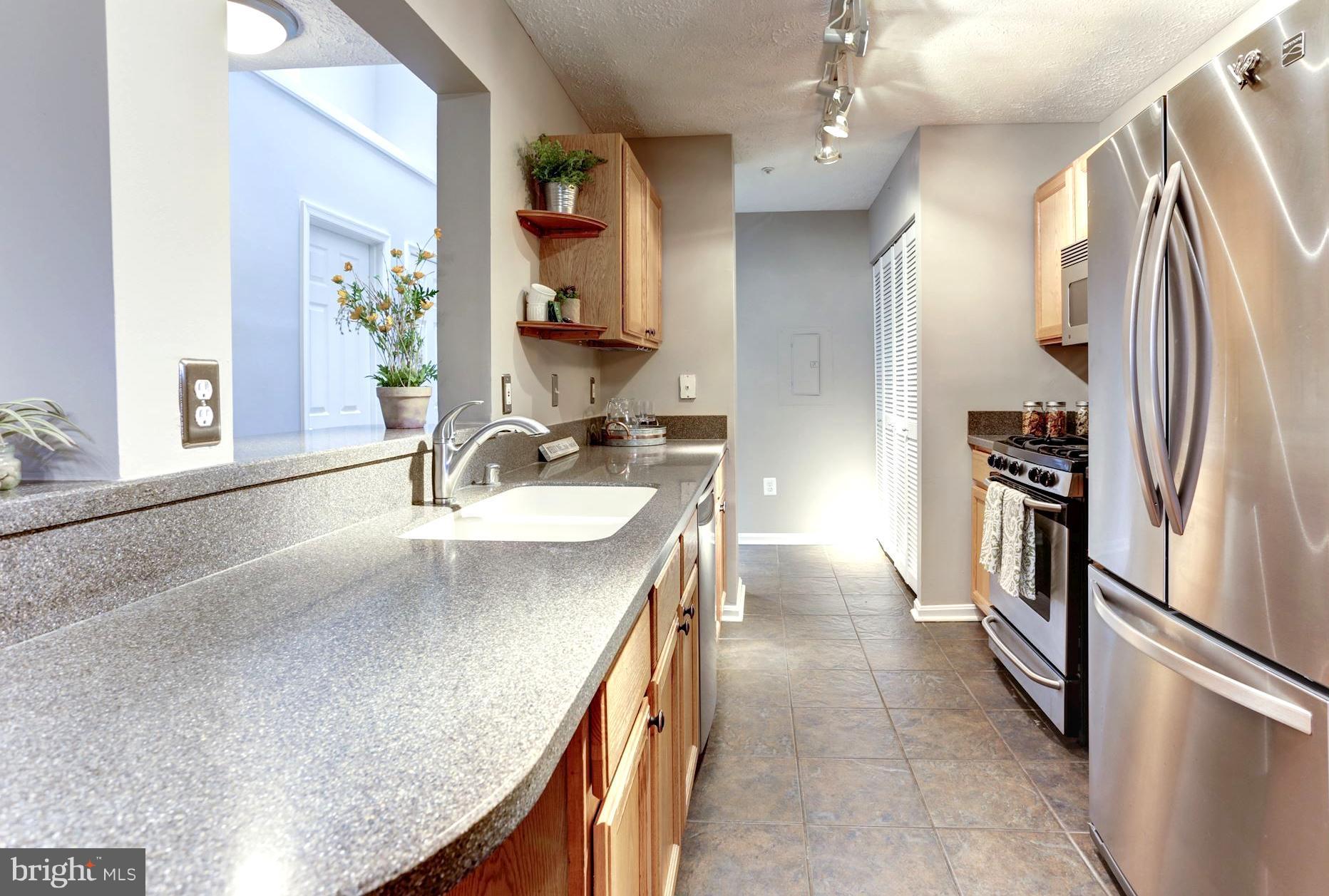 WINDGATE CONDO - Residential