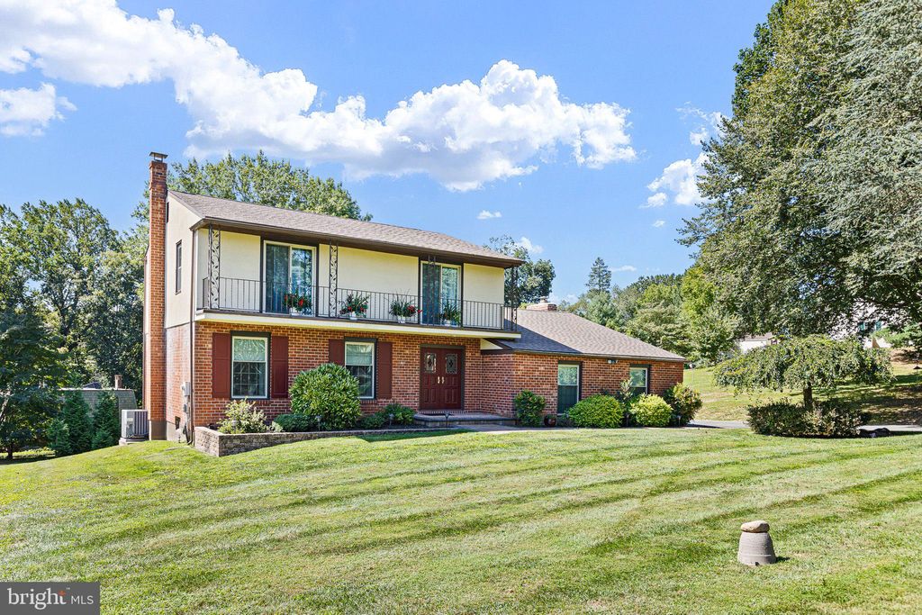 Photo of 526 Dawson Track, YORKLYN, DE 19736 (MLS # DENC2091904)
