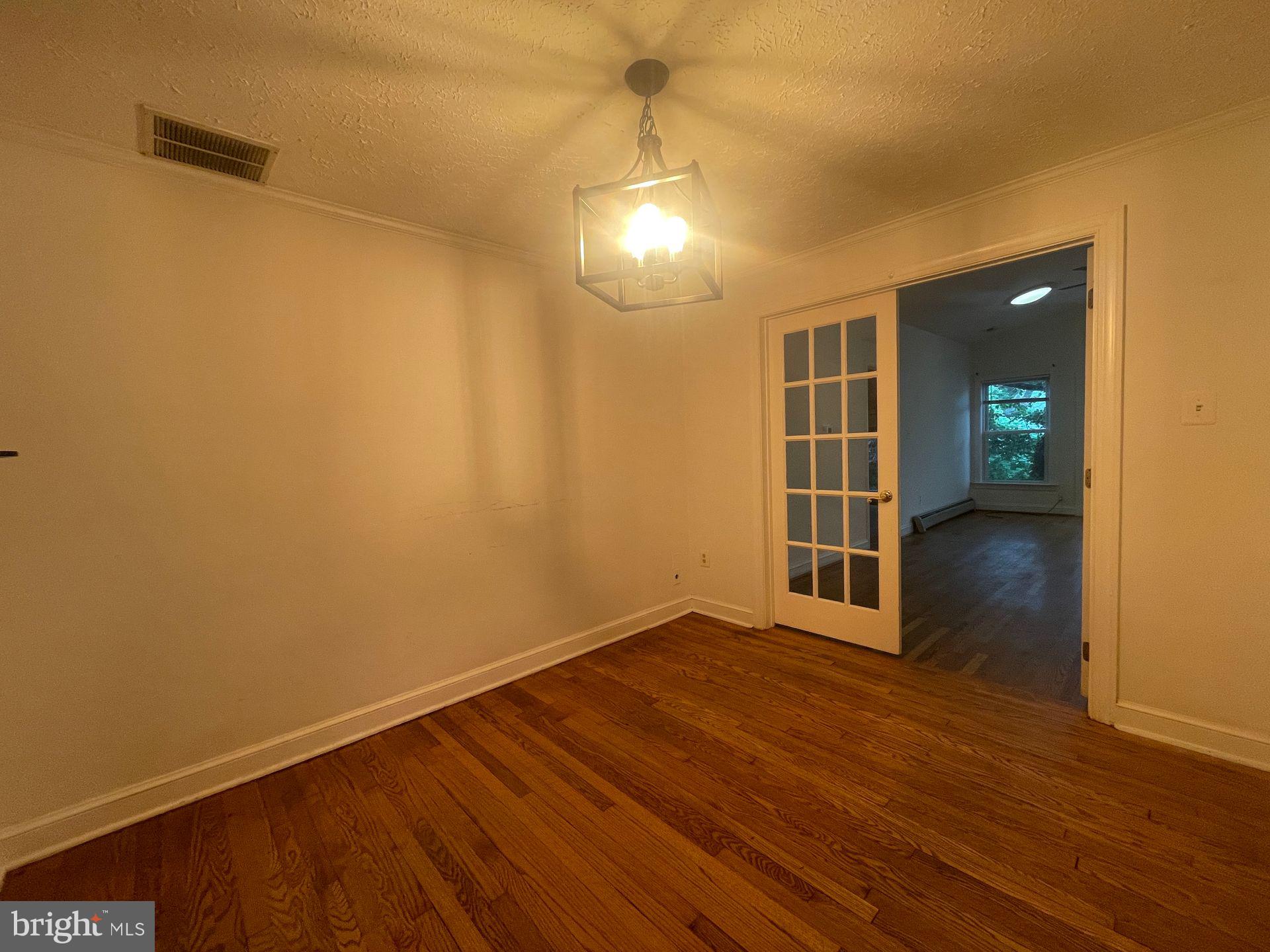 OLD TOWN MANASSAS - Residential Lease