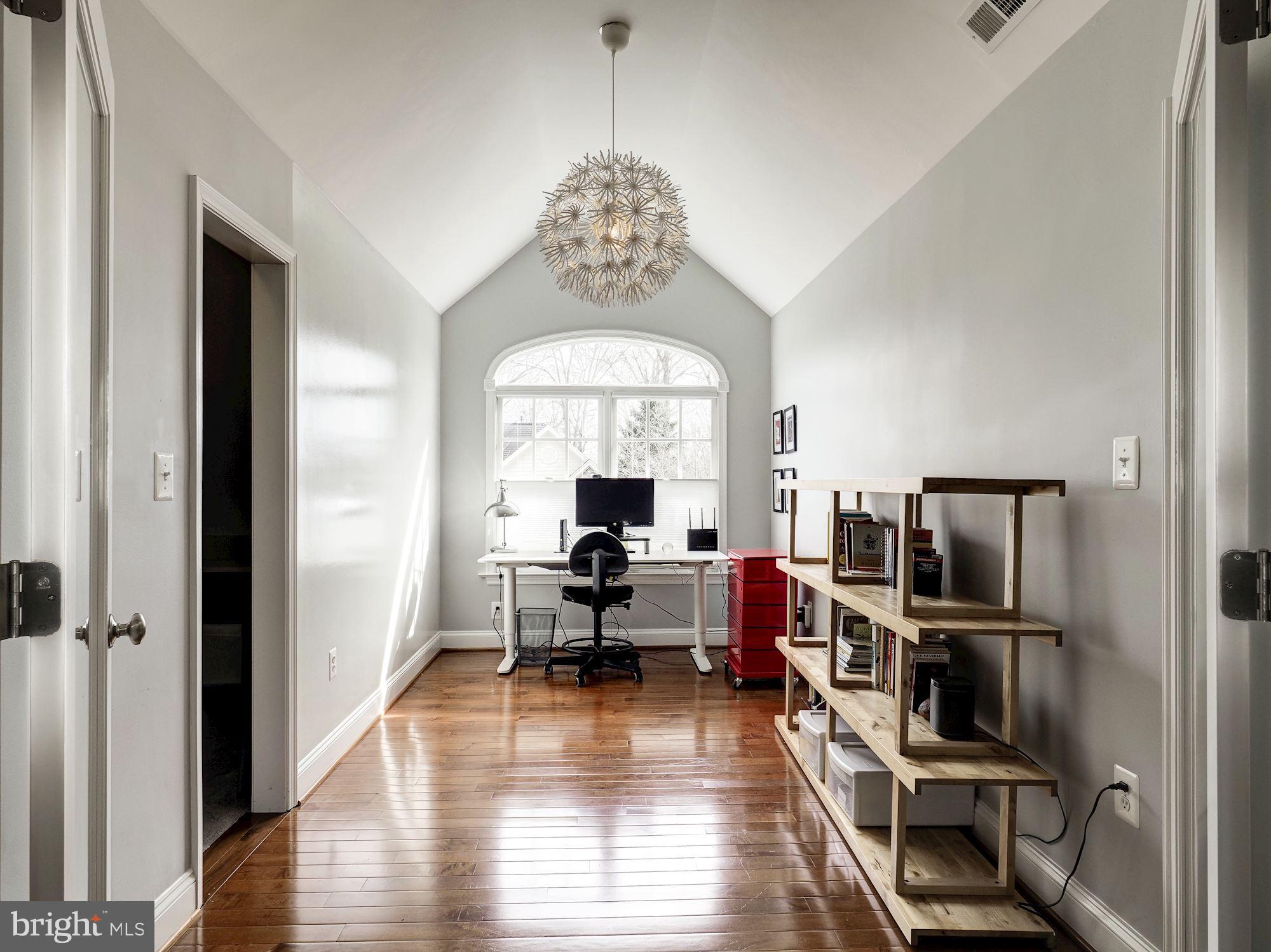 FAIRWAY HILLS - Residential