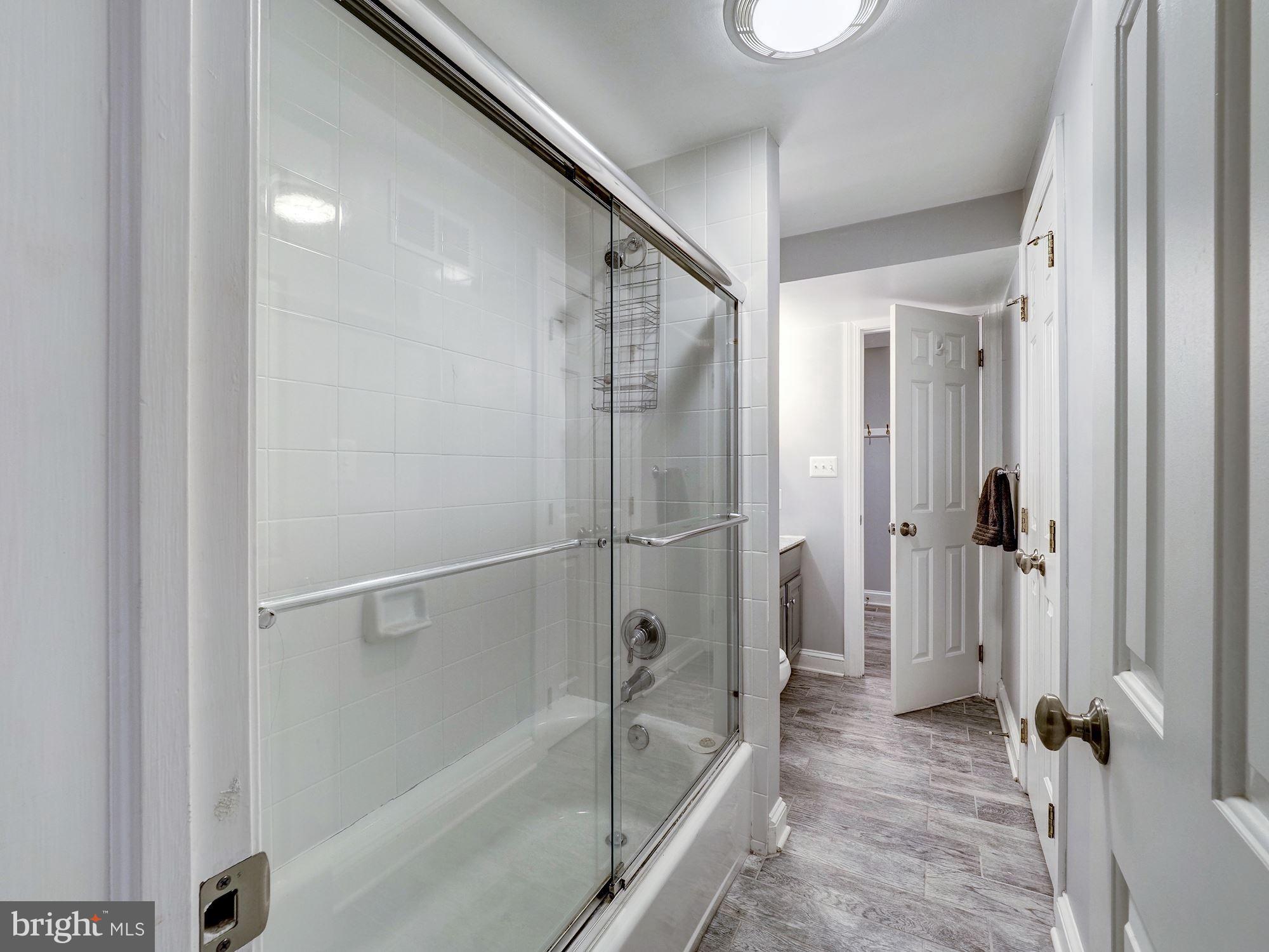 FAIRWAY HILLS - Residential