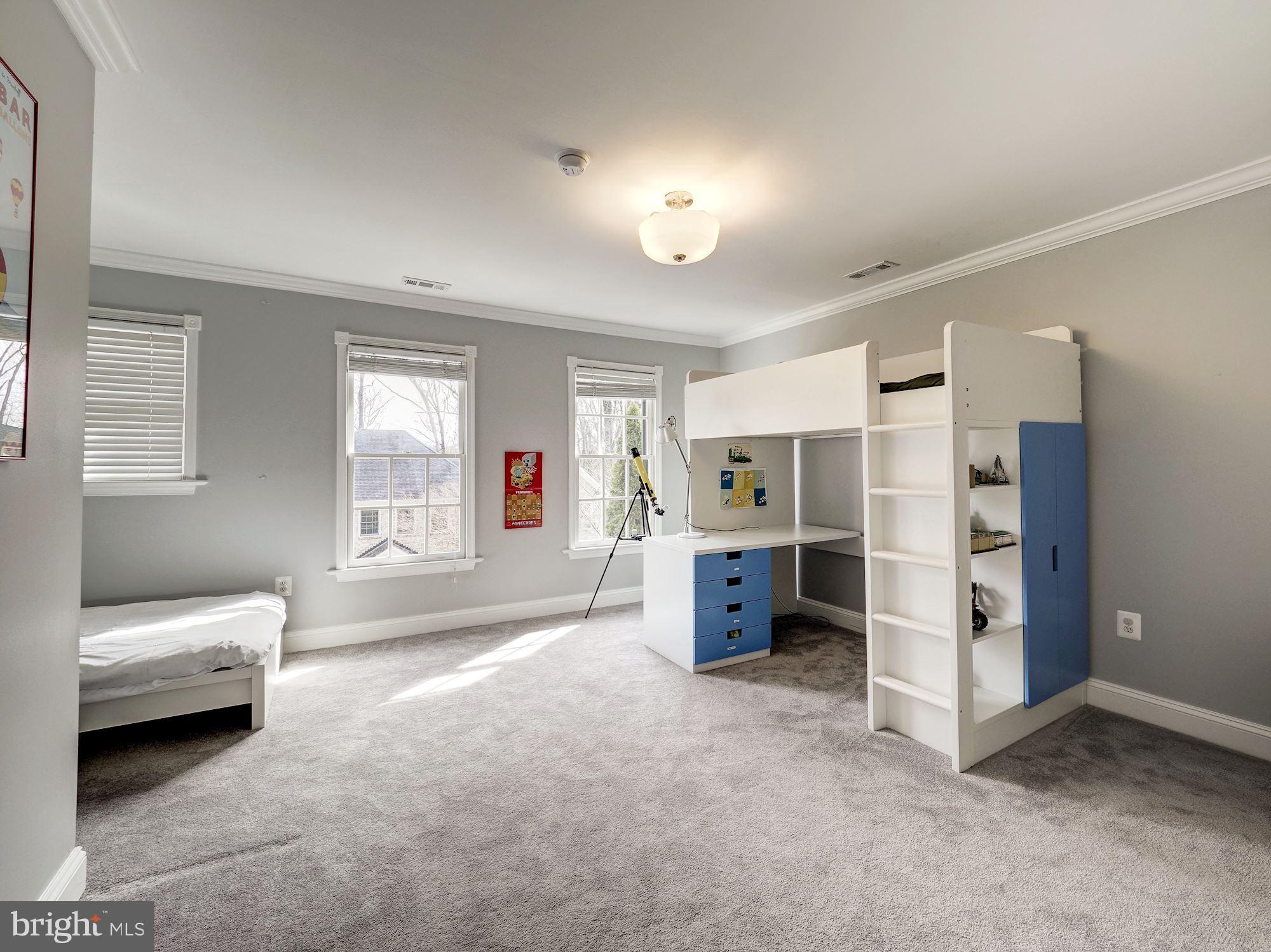 FAIRWAY HILLS - Residential