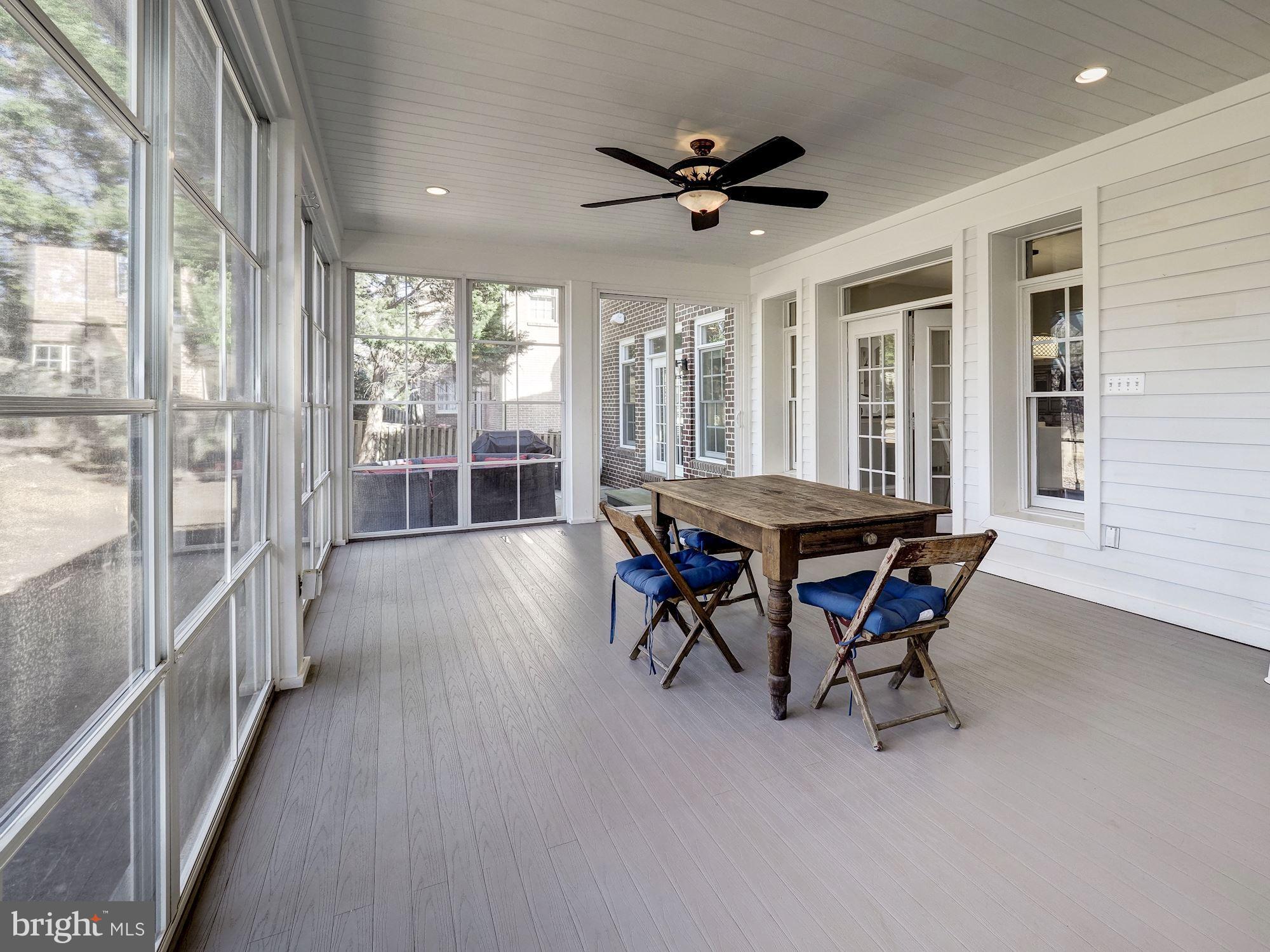 FAIRWAY HILLS - Residential