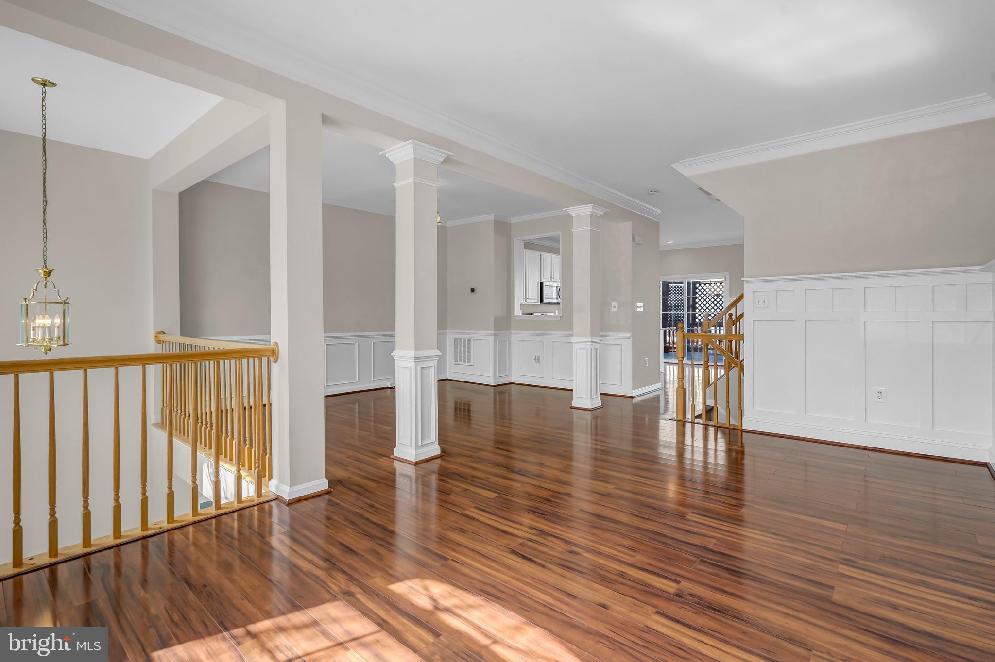 GREAT FALLS CHASE - Residential