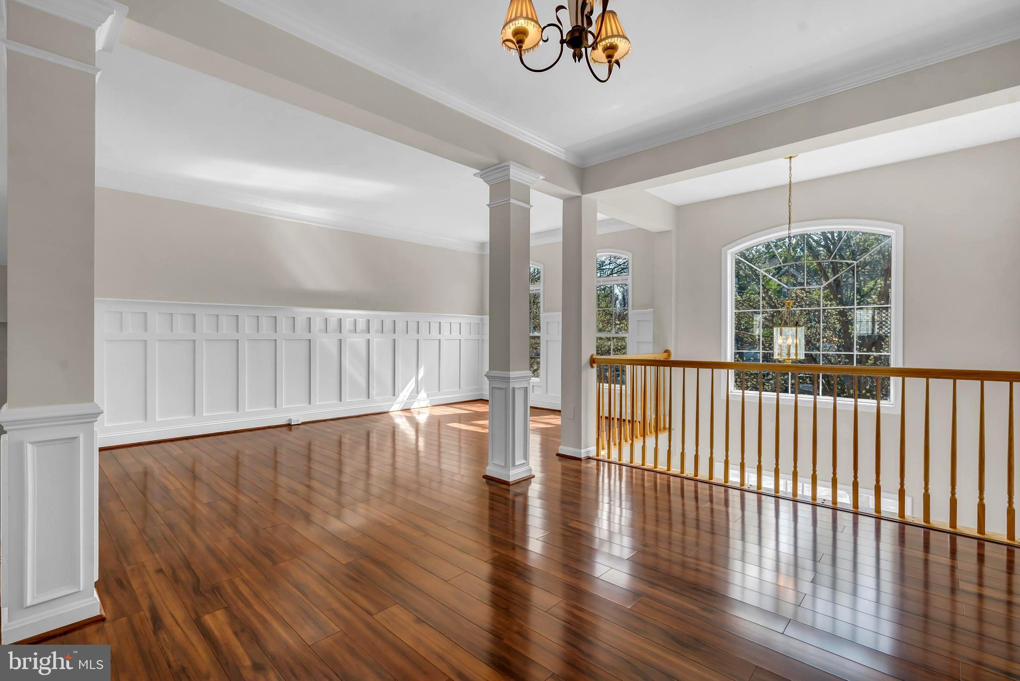 GREAT FALLS CHASE - Residential