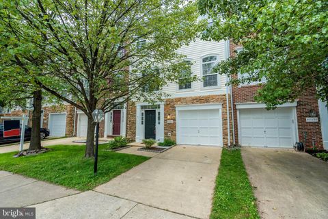 47392 VICTORIA FALLS SQUARE STERLING VA 20165