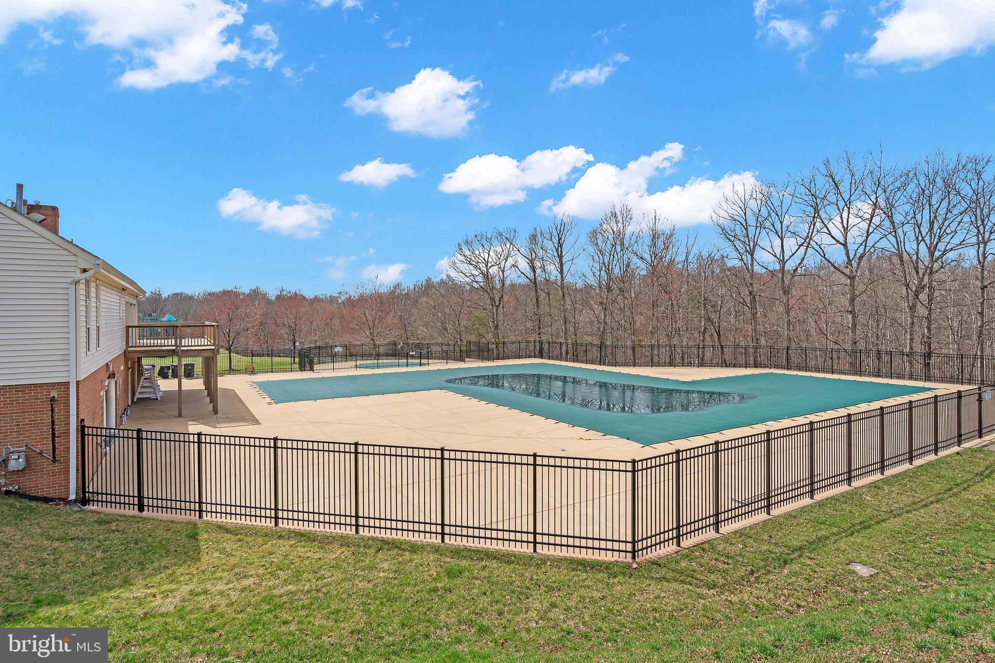 GREAT FALLS CHASE - Residential