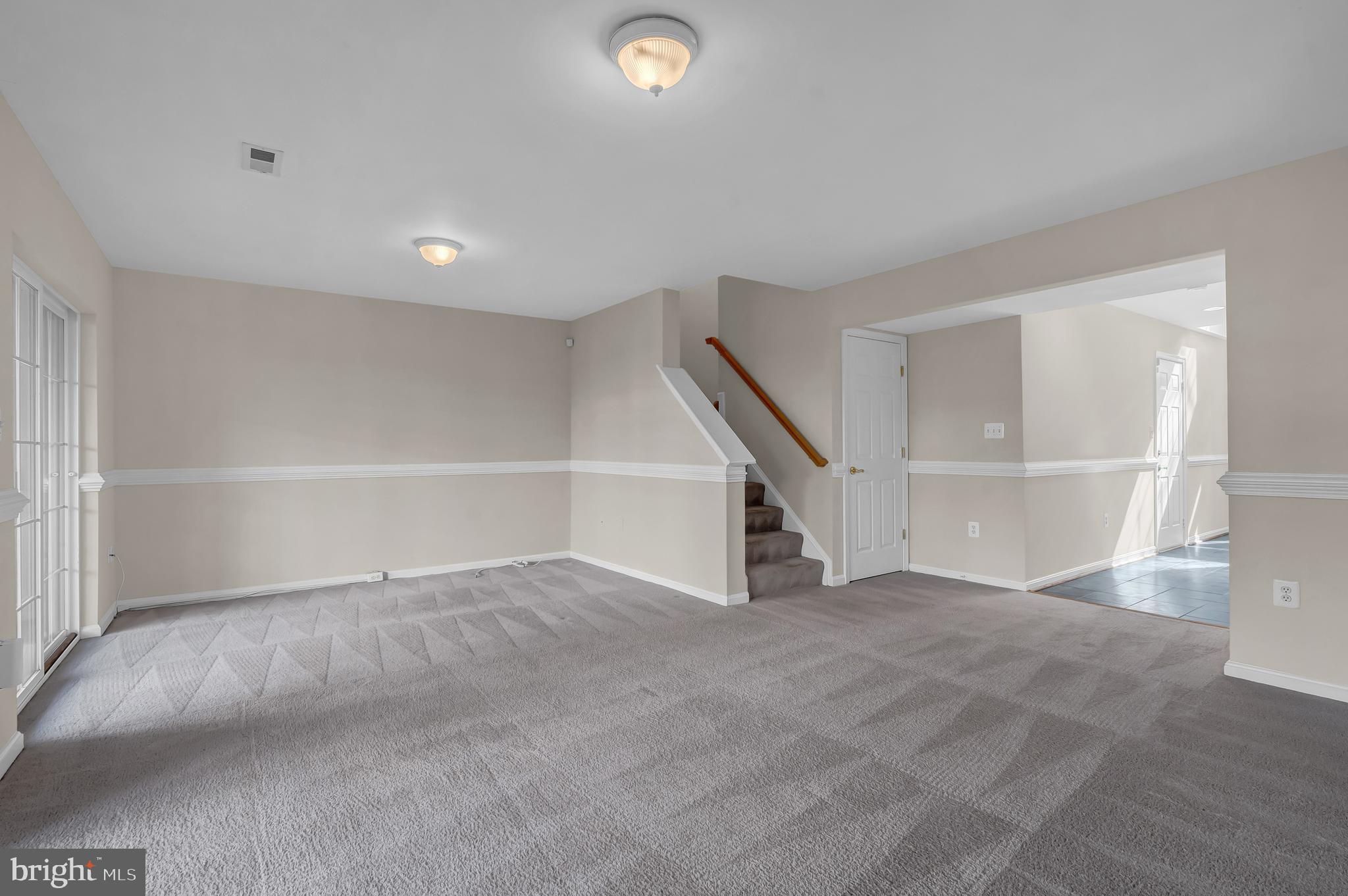 GREAT FALLS CHASE - Residential