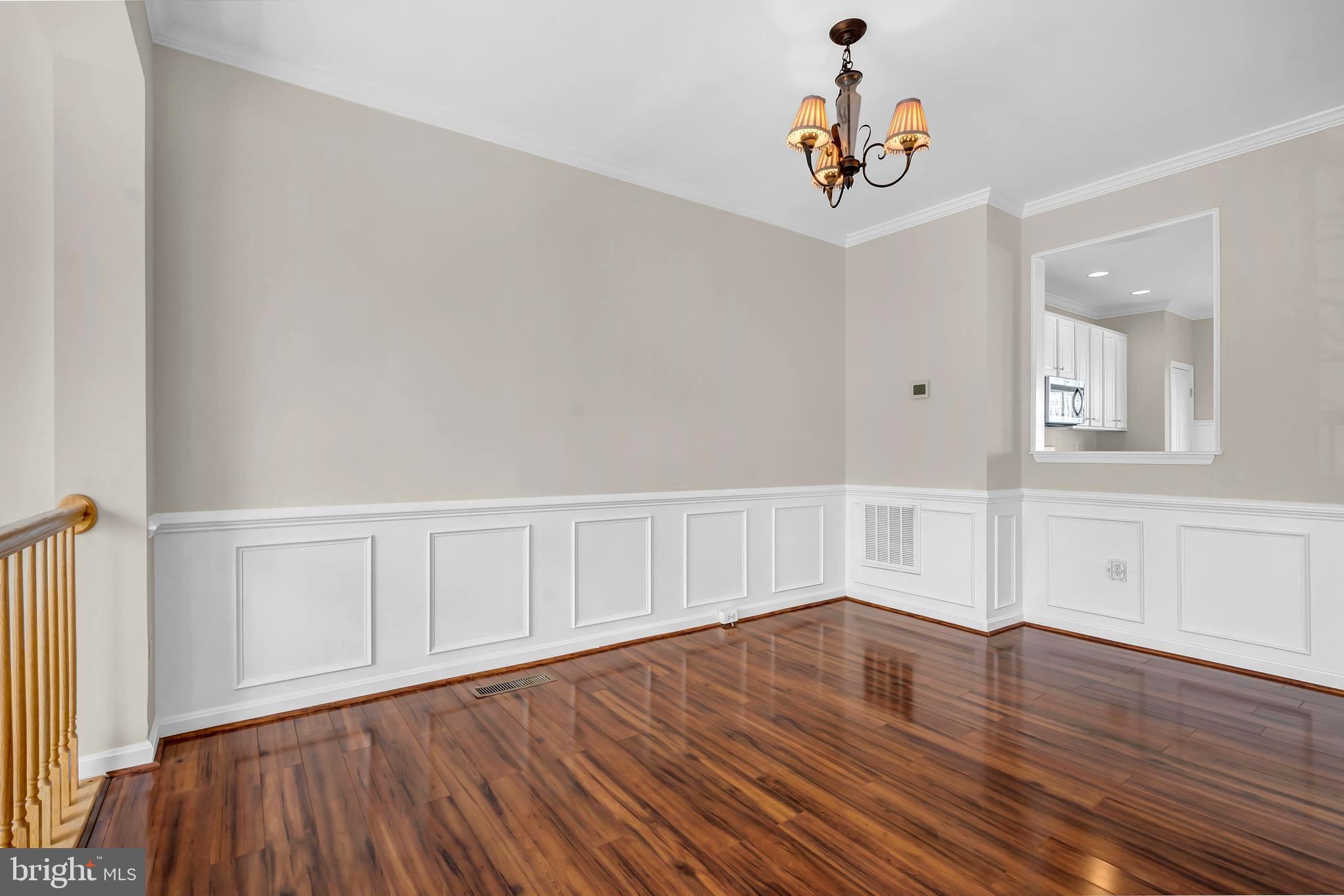 GREAT FALLS CHASE - Residential