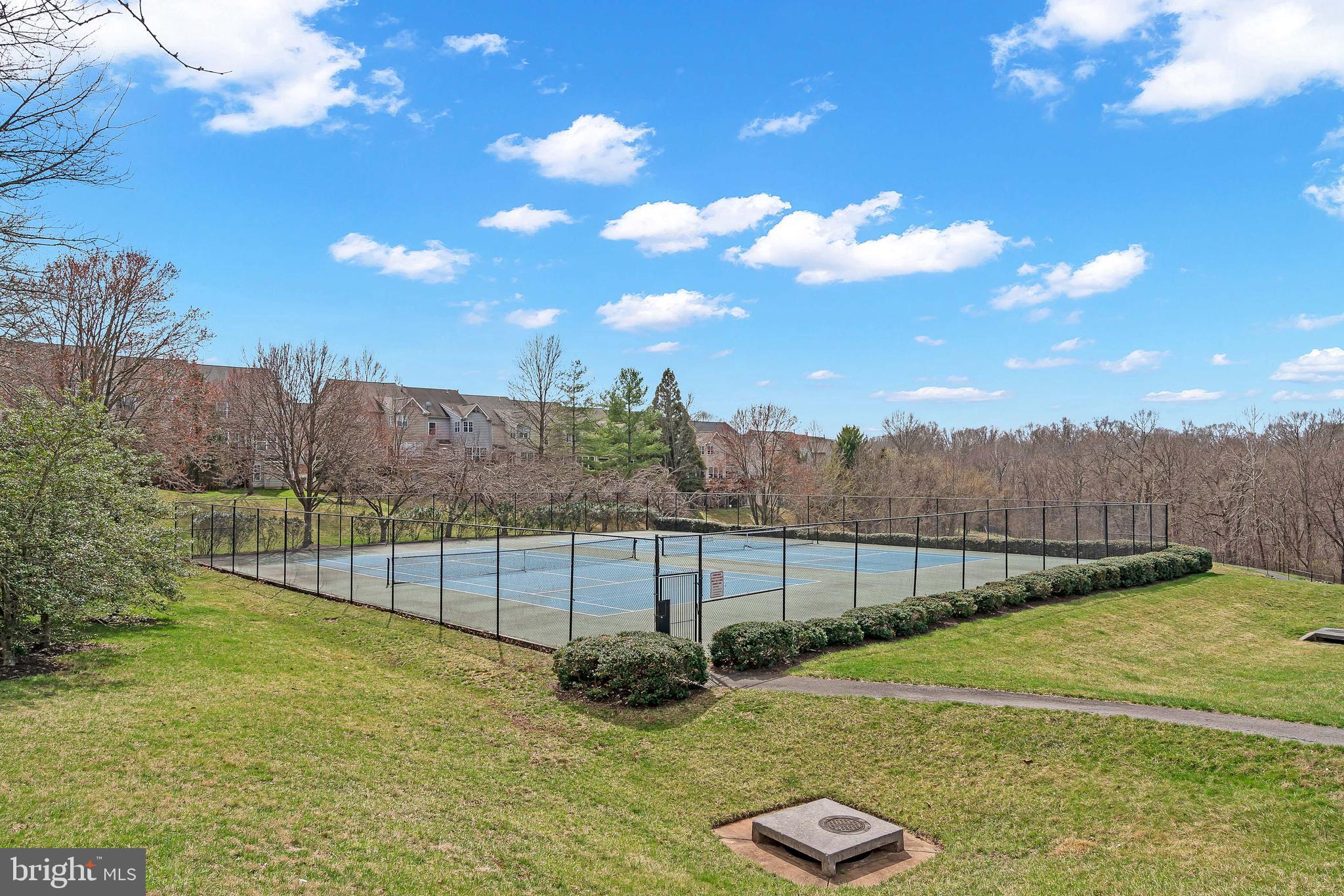 GREAT FALLS CHASE - Residential