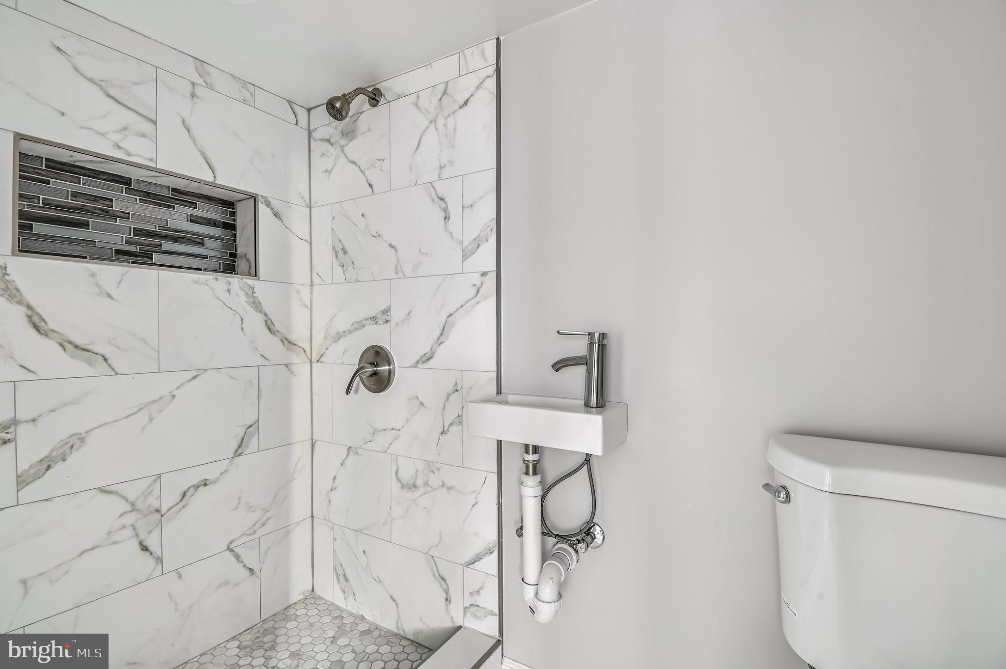 ASHLAND MEWS PARK - Residential