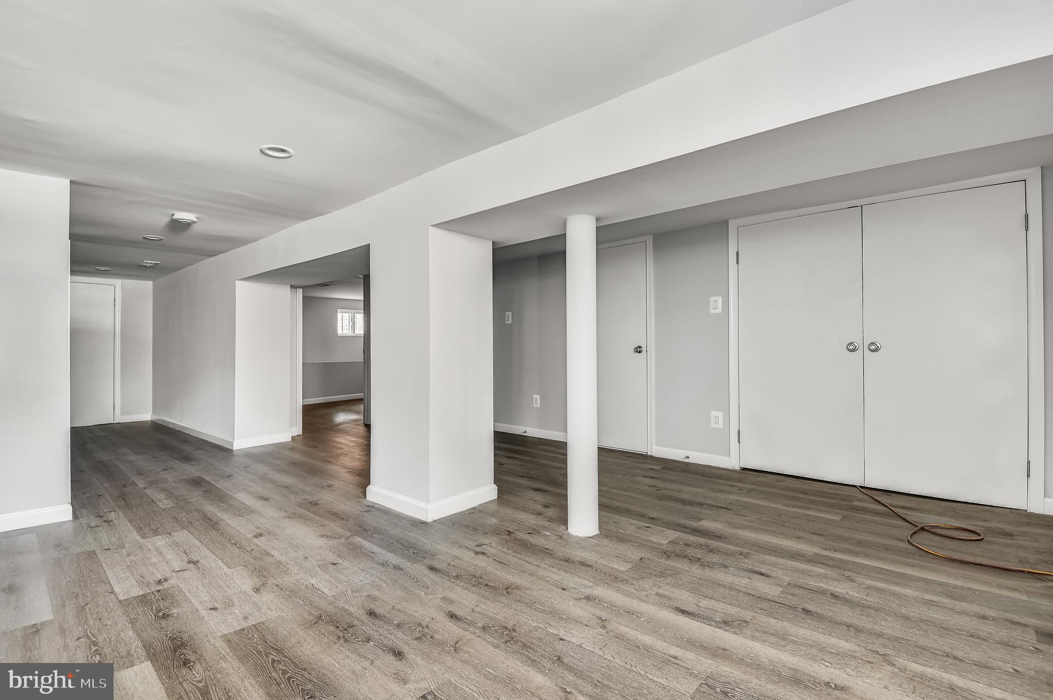 ASHLAND MEWS PARK - Residential