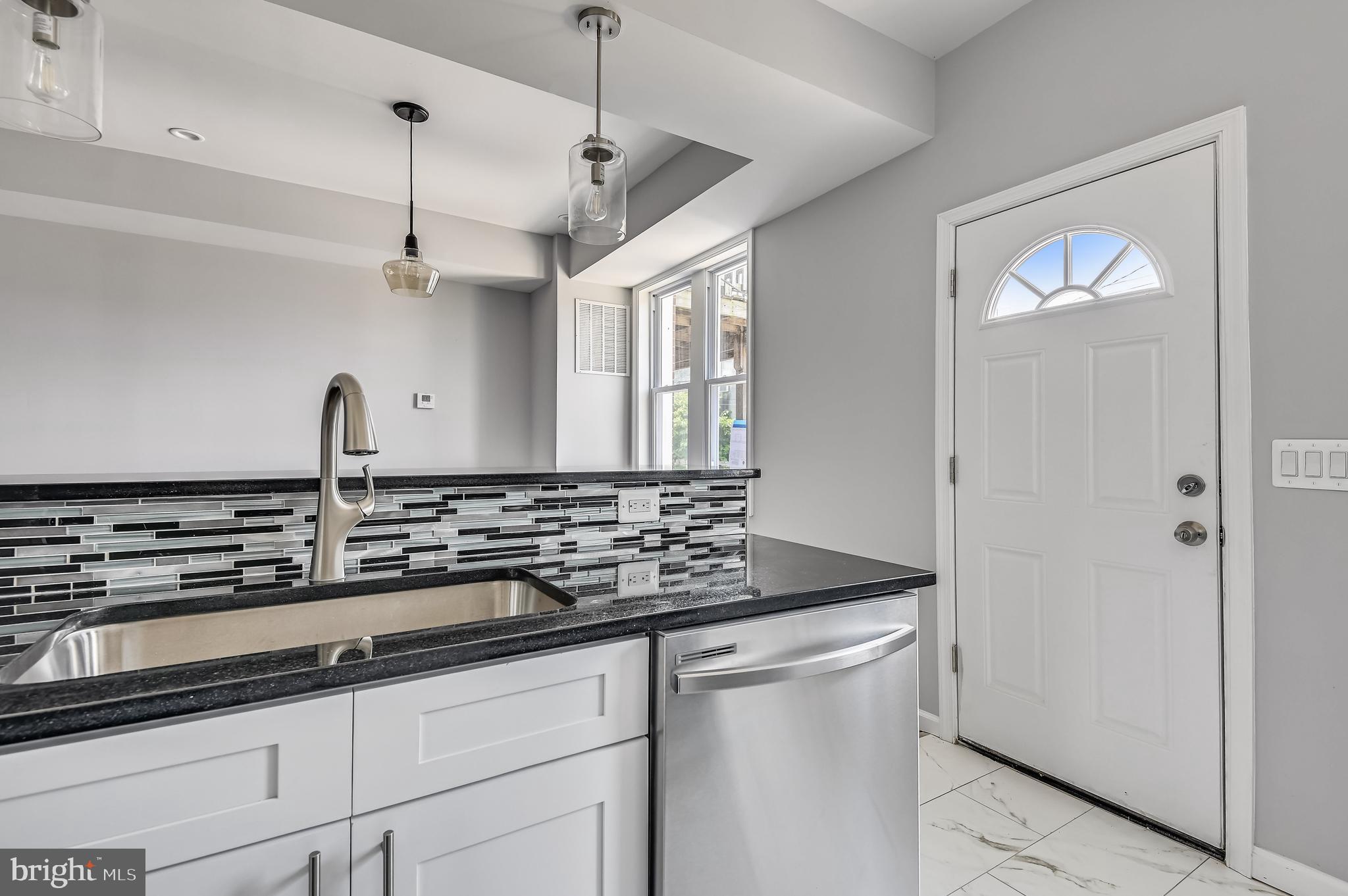 ASHLAND MEWS PARK - Residential