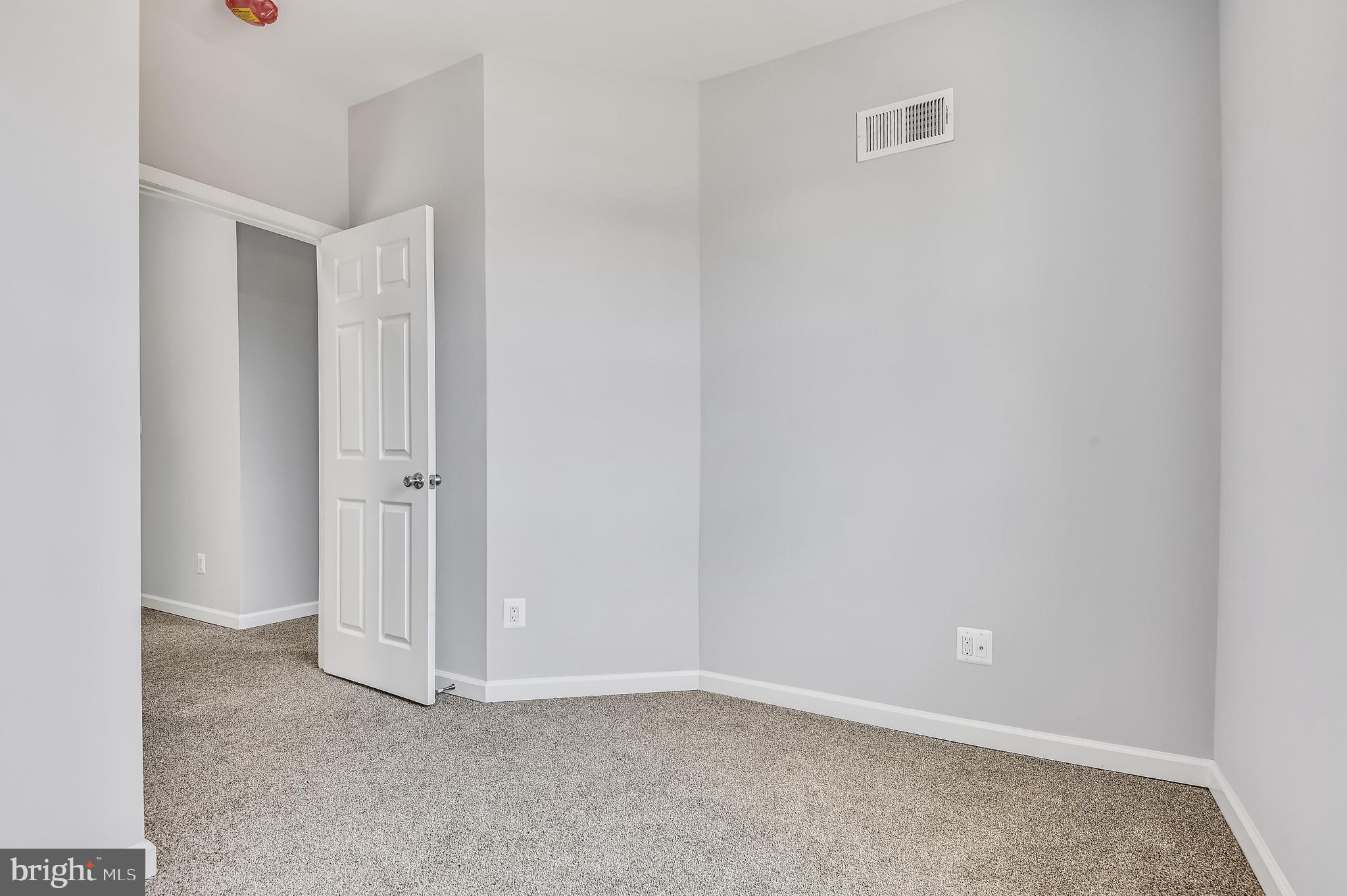 ASHLAND MEWS PARK - Residential