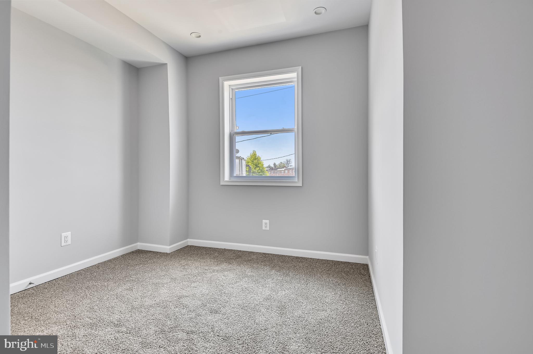 ASHLAND MEWS PARK - Residential