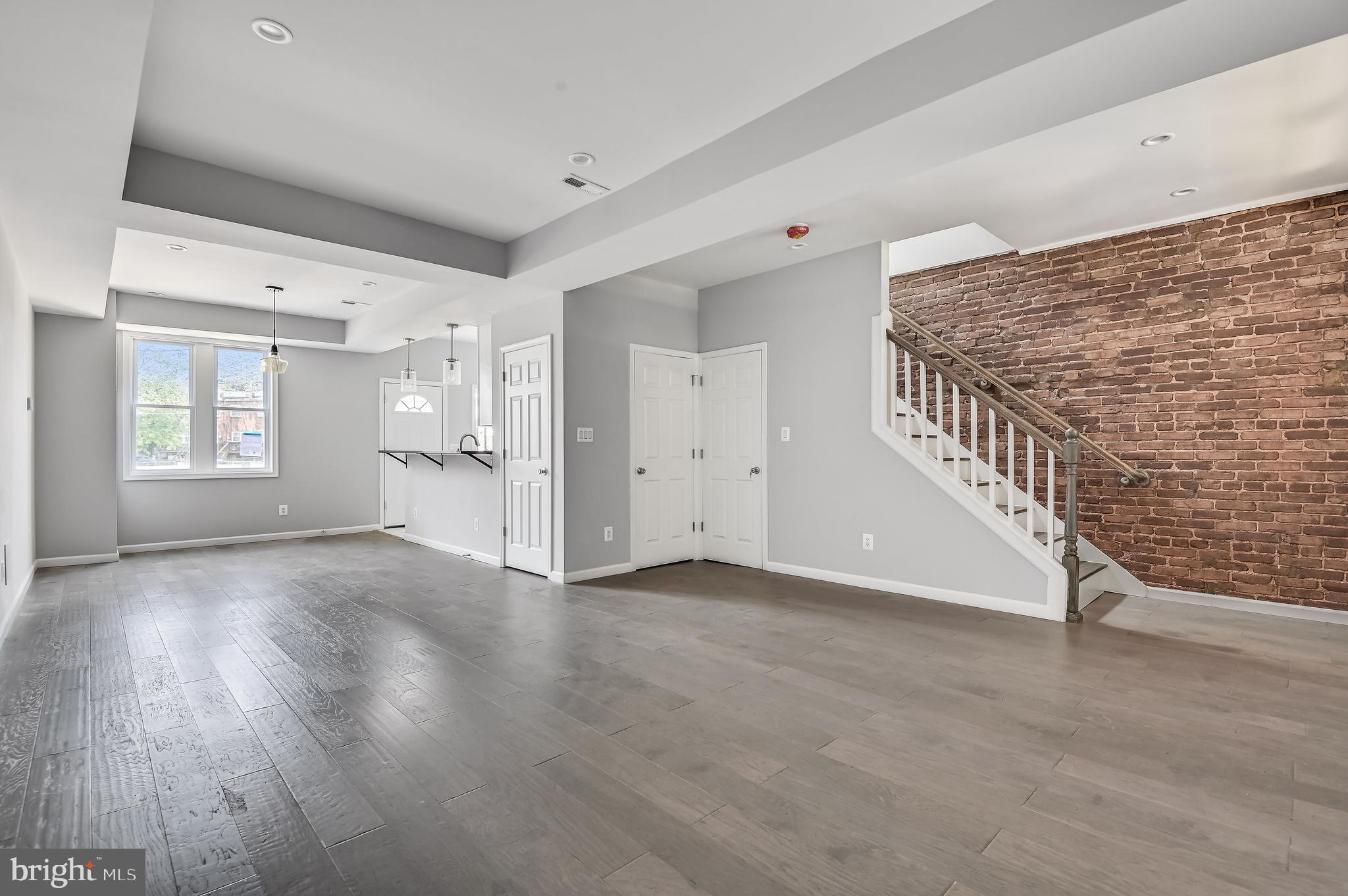 ASHLAND MEWS PARK - Residential