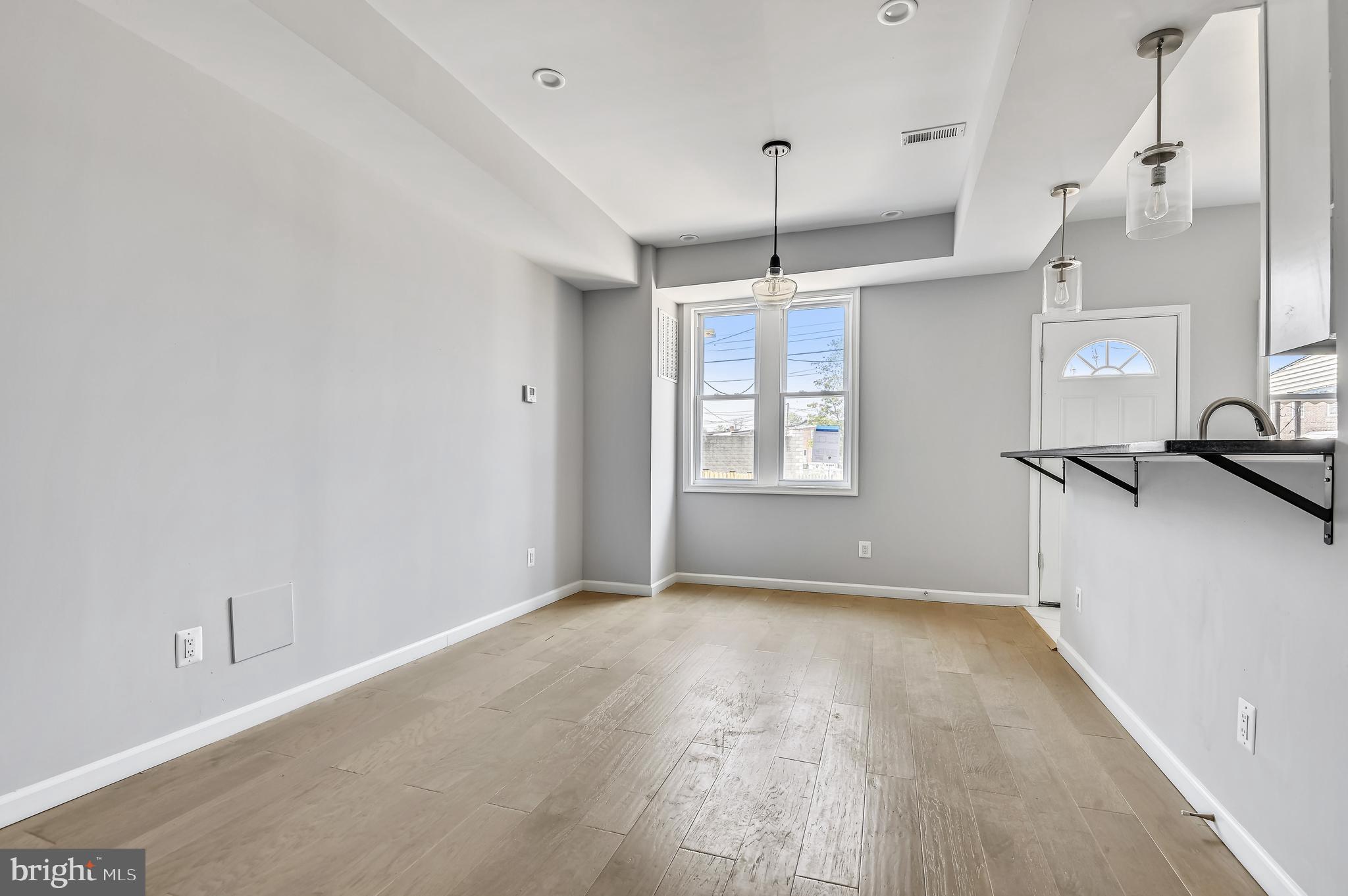 ASHLAND MEWS PARK - Residential