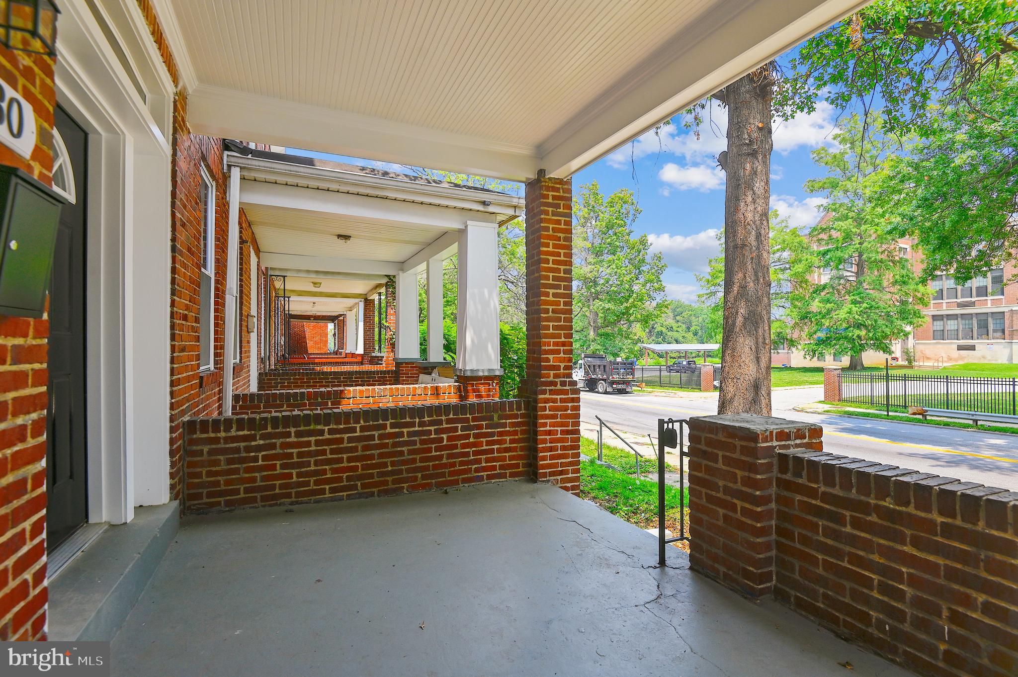 ASHLAND MEWS PARK - Residential