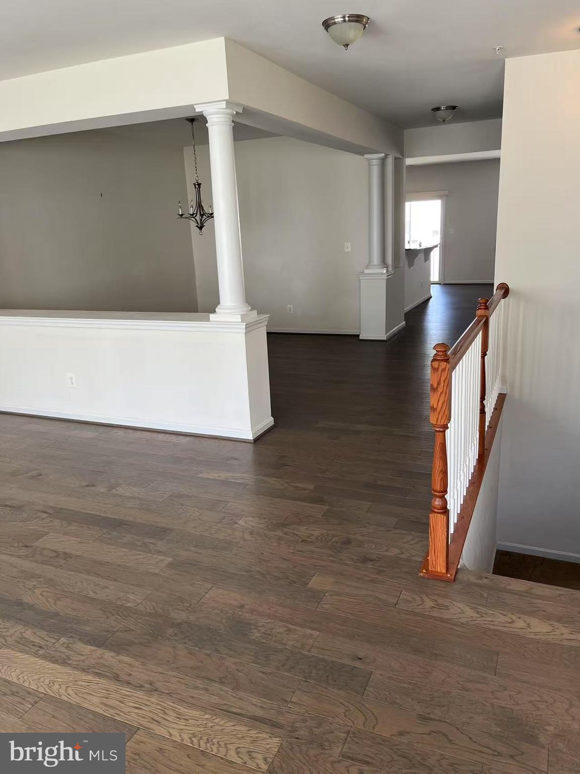 RESIDENCES AT DULLES PRK - Residential Lease