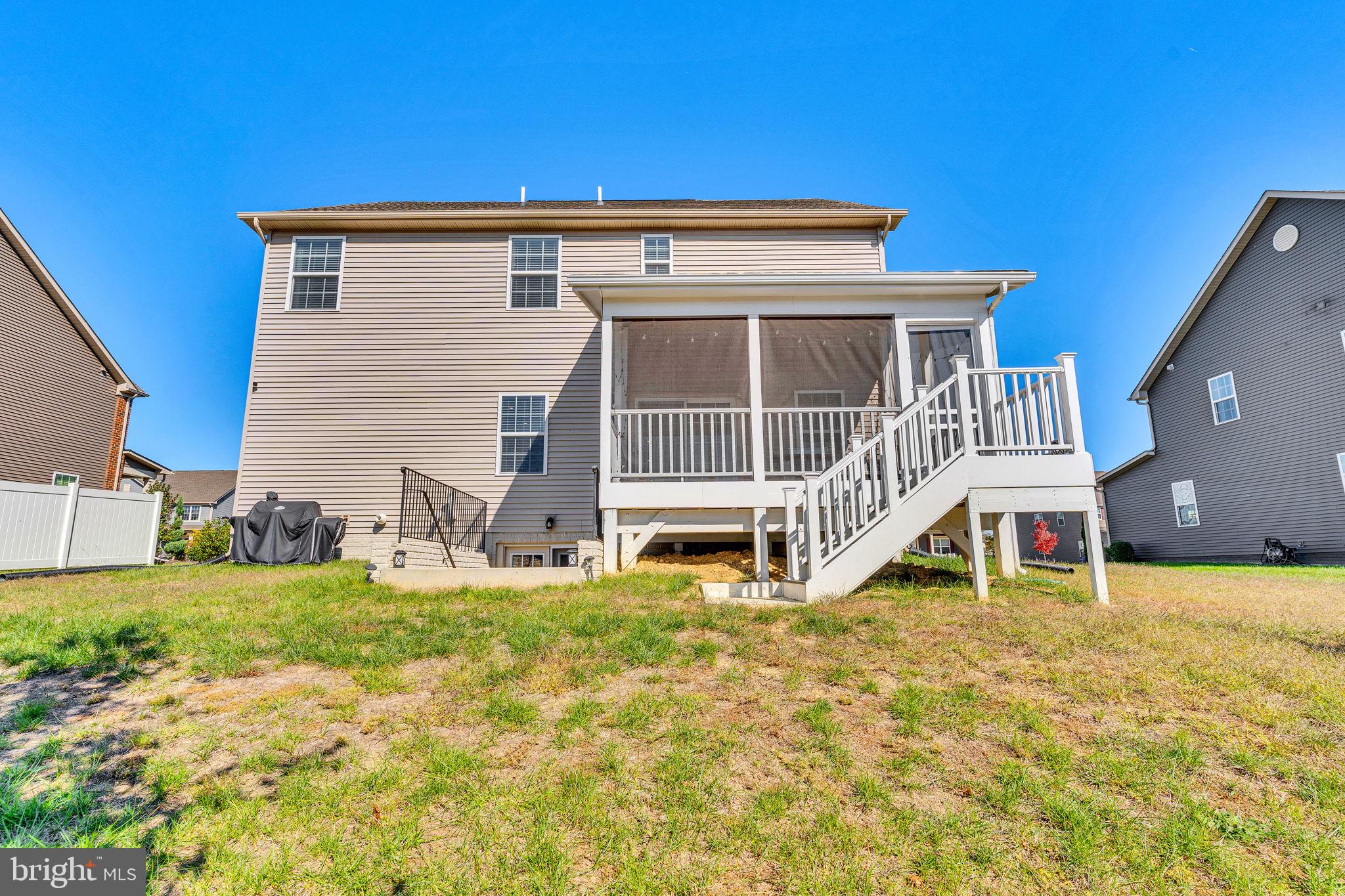 BRENTWOOD - Residential