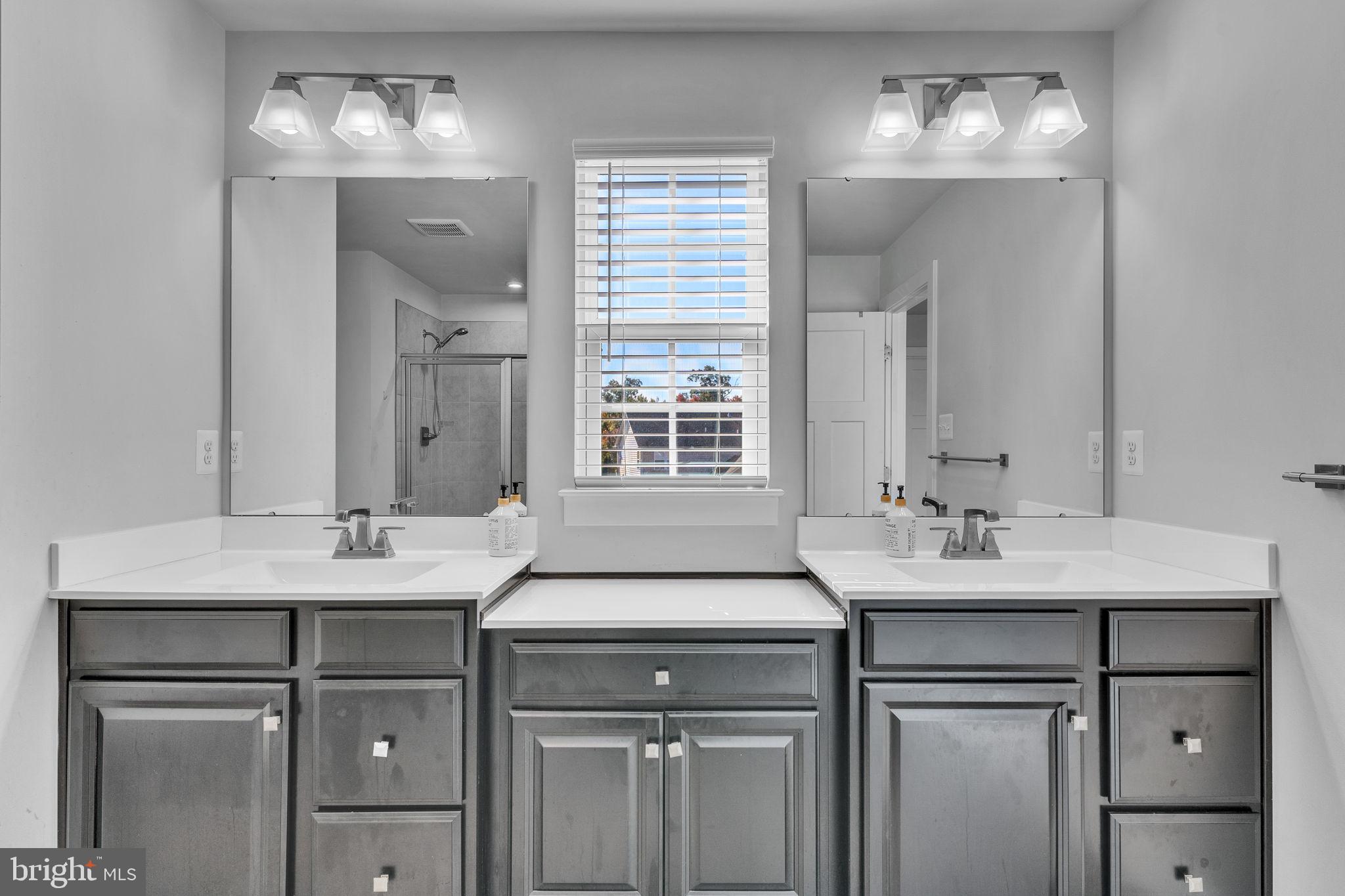 BRENTWOOD - Residential