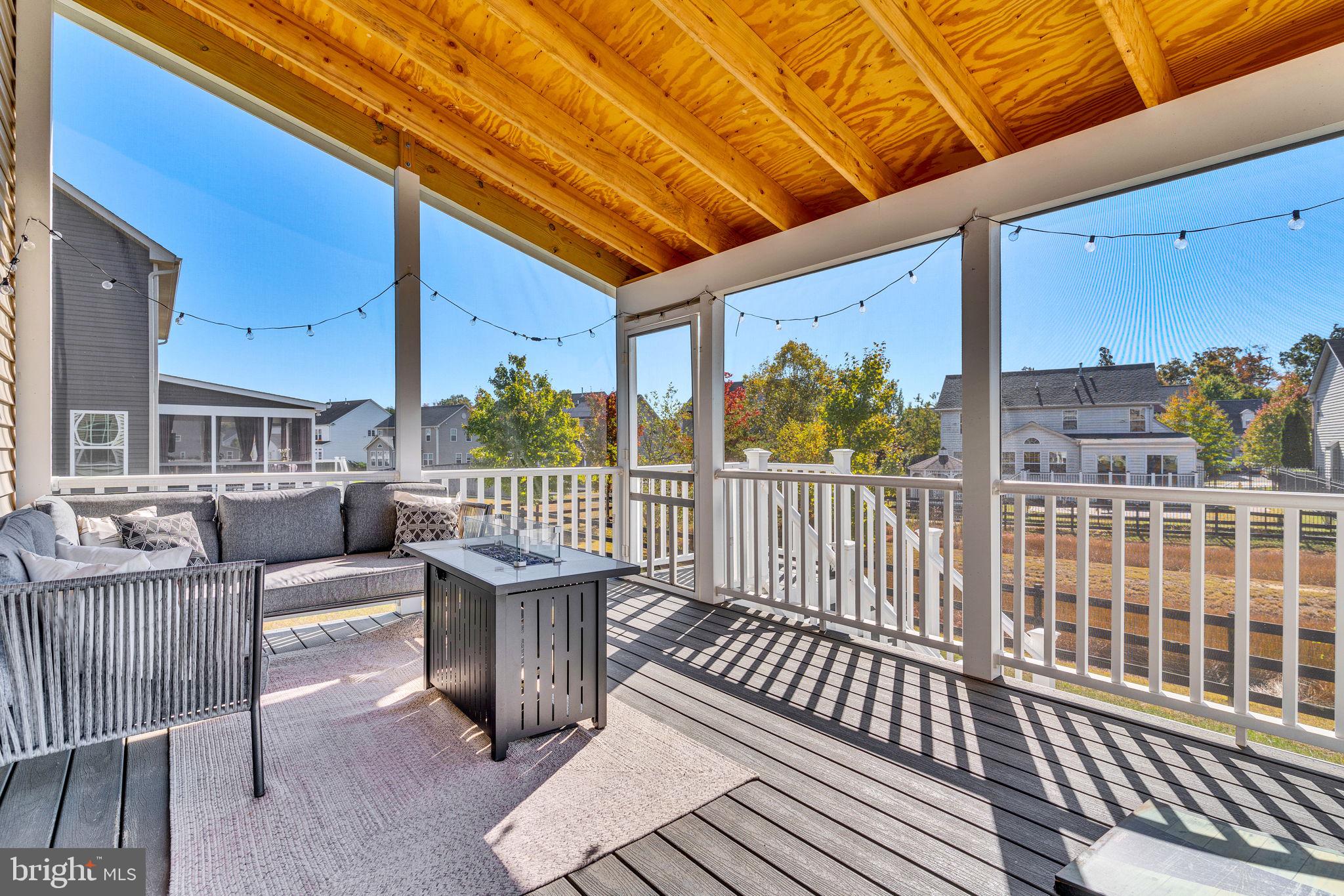 BRENTWOOD - Residential