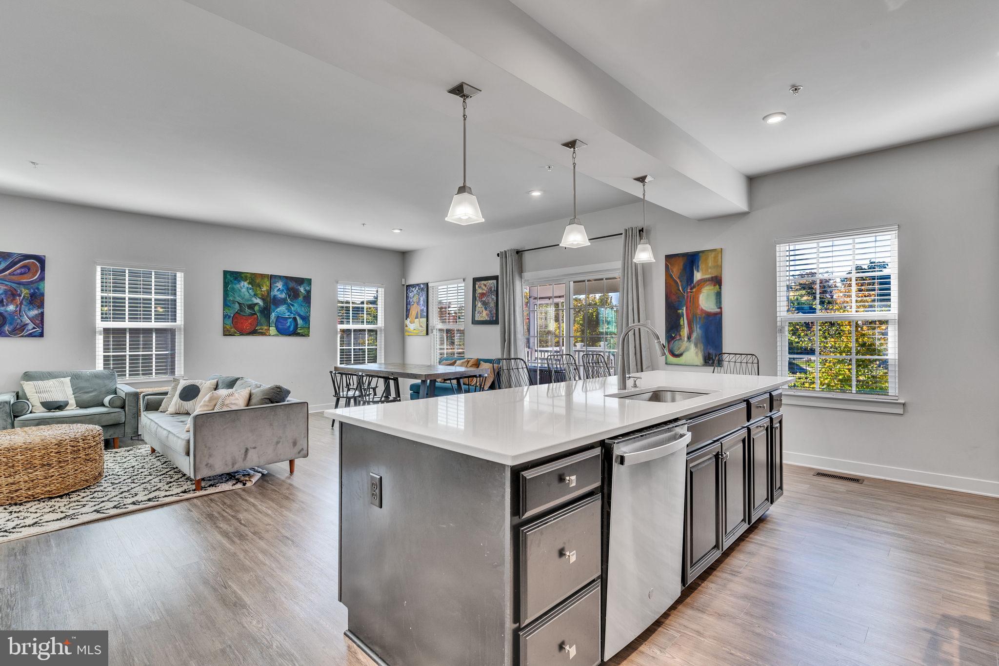 BRENTWOOD - Residential