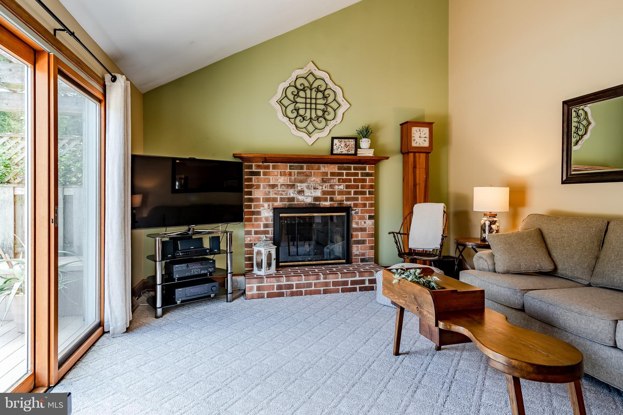 HIGH MEADOW - Residential