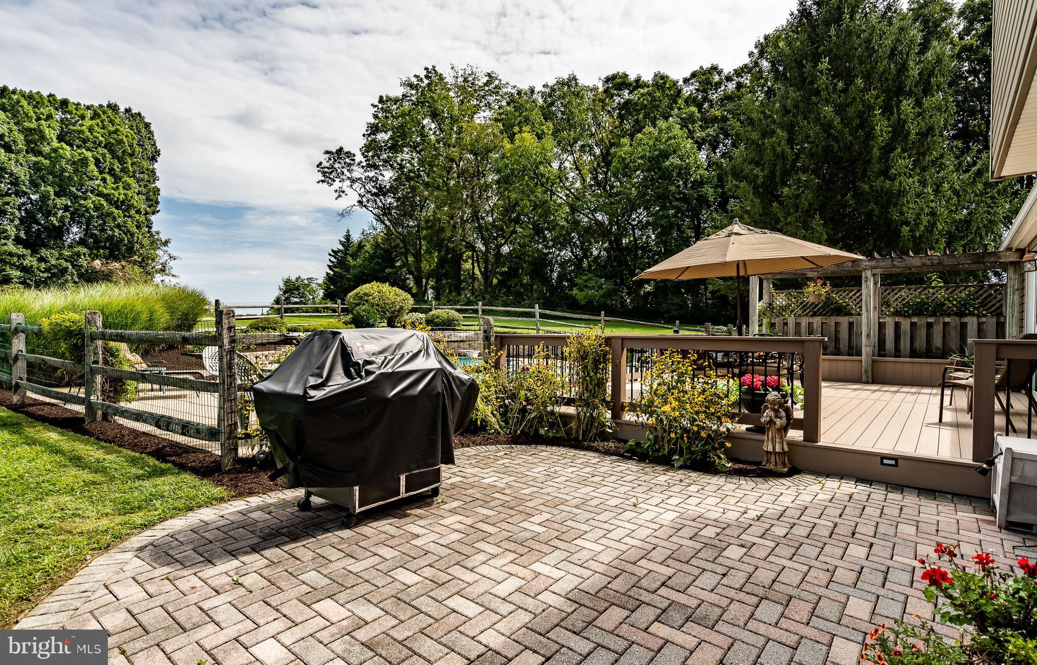 HIGH MEADOW - Residential