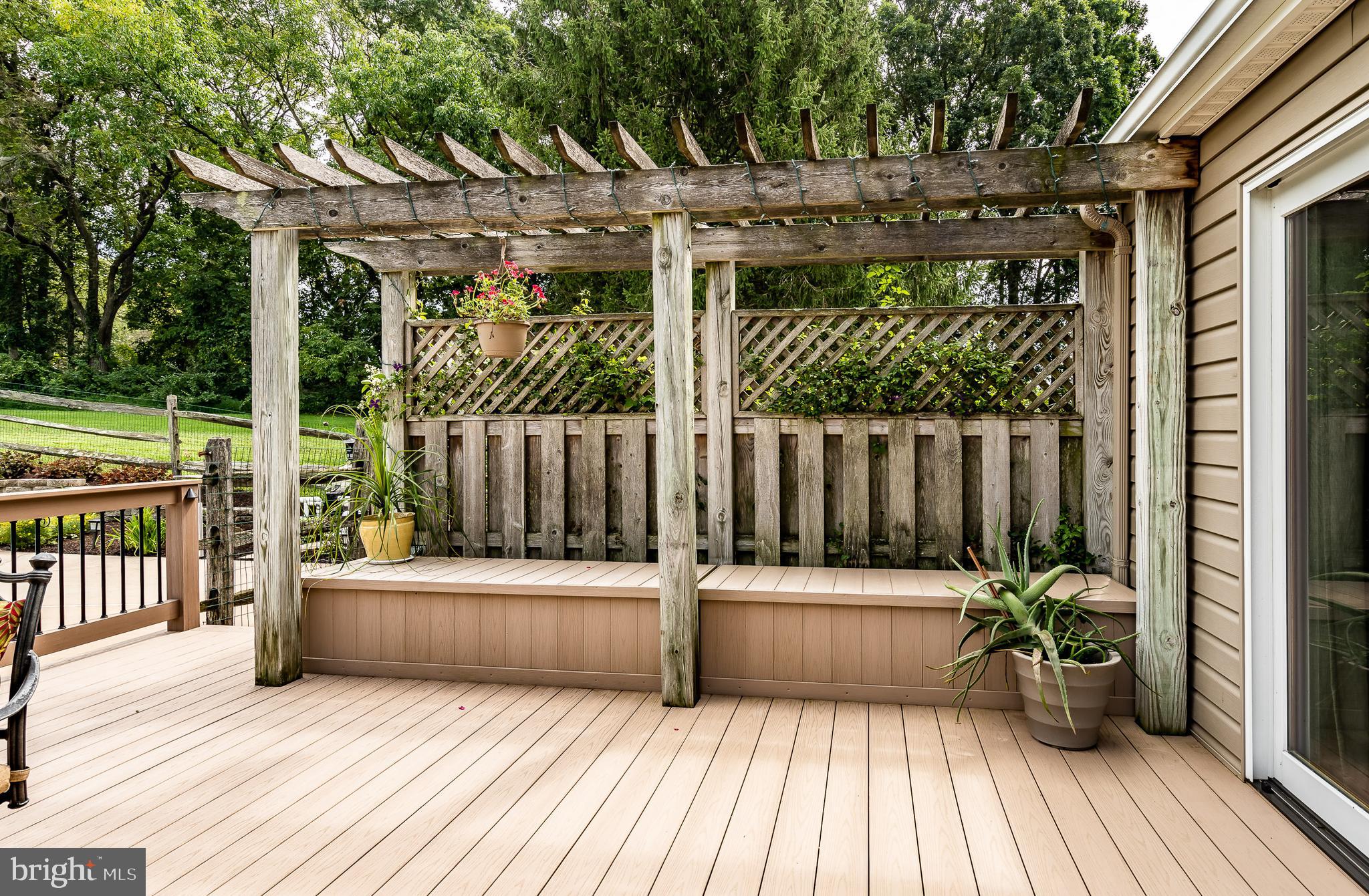 HIGH MEADOW - Residential