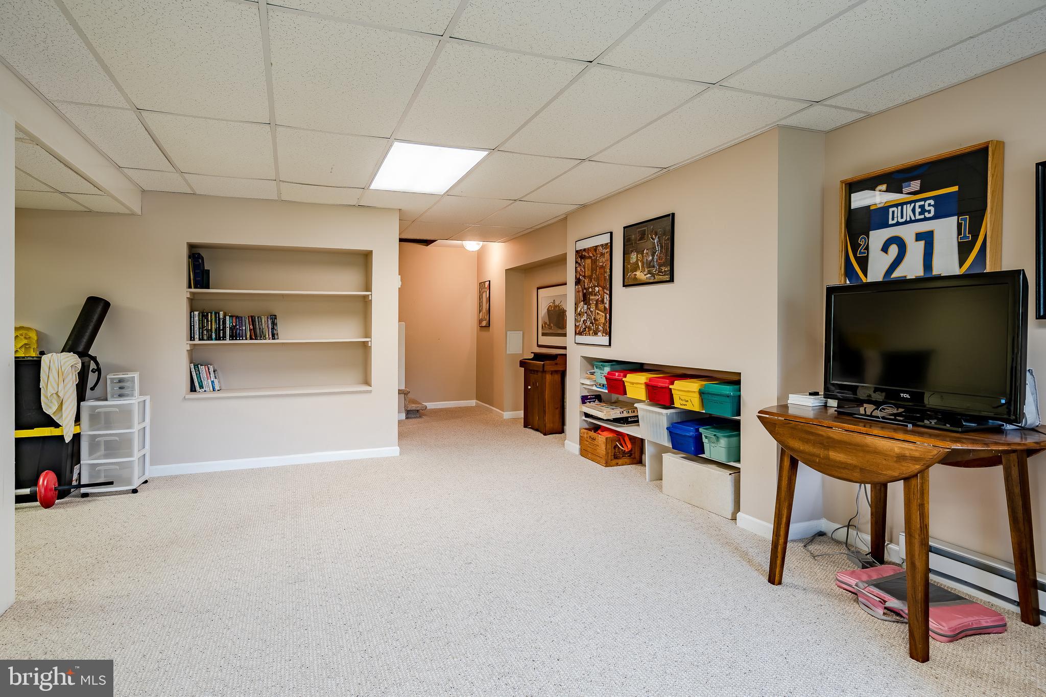 HIGH MEADOW - Residential