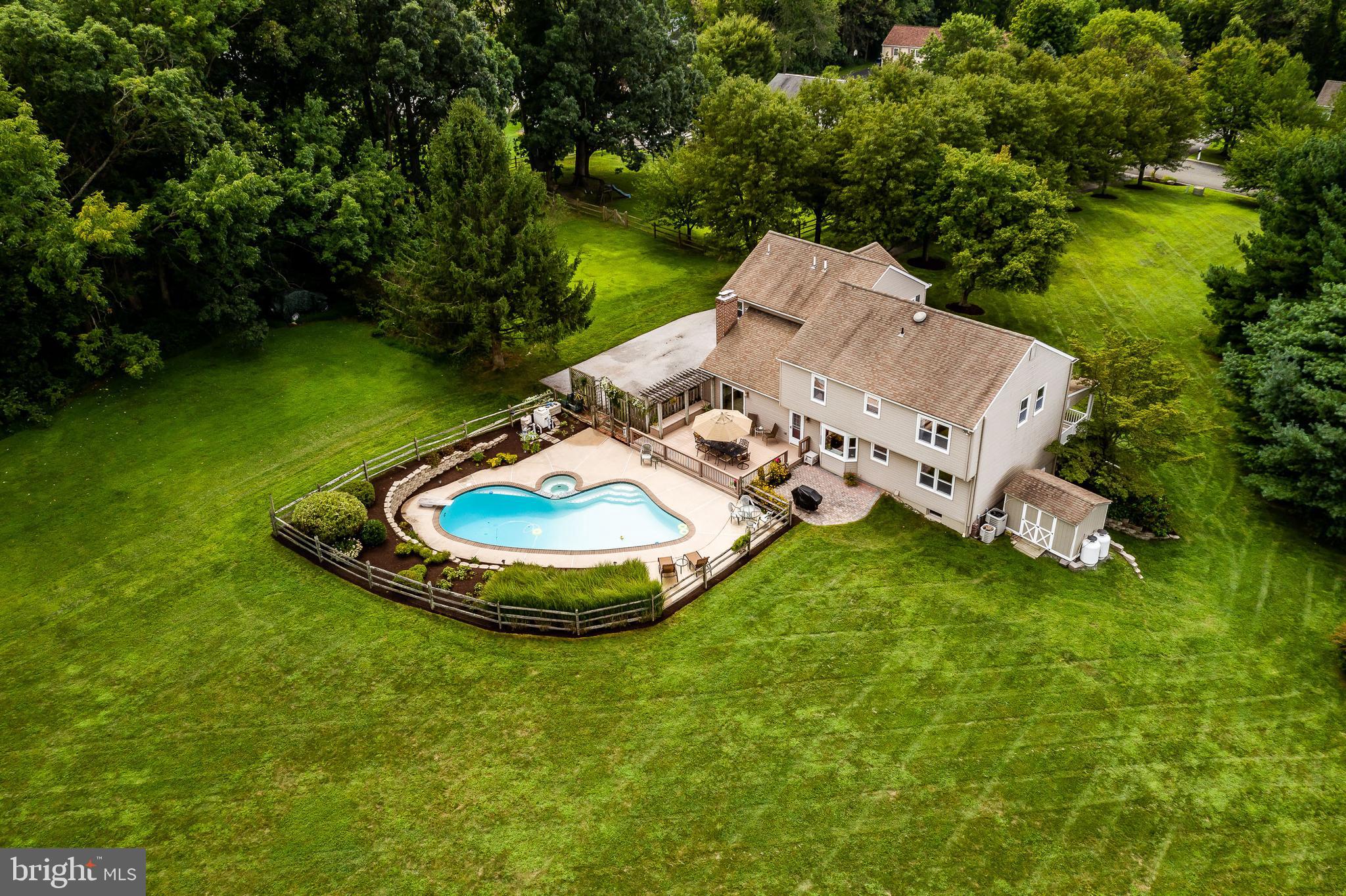 HIGH MEADOW - Residential