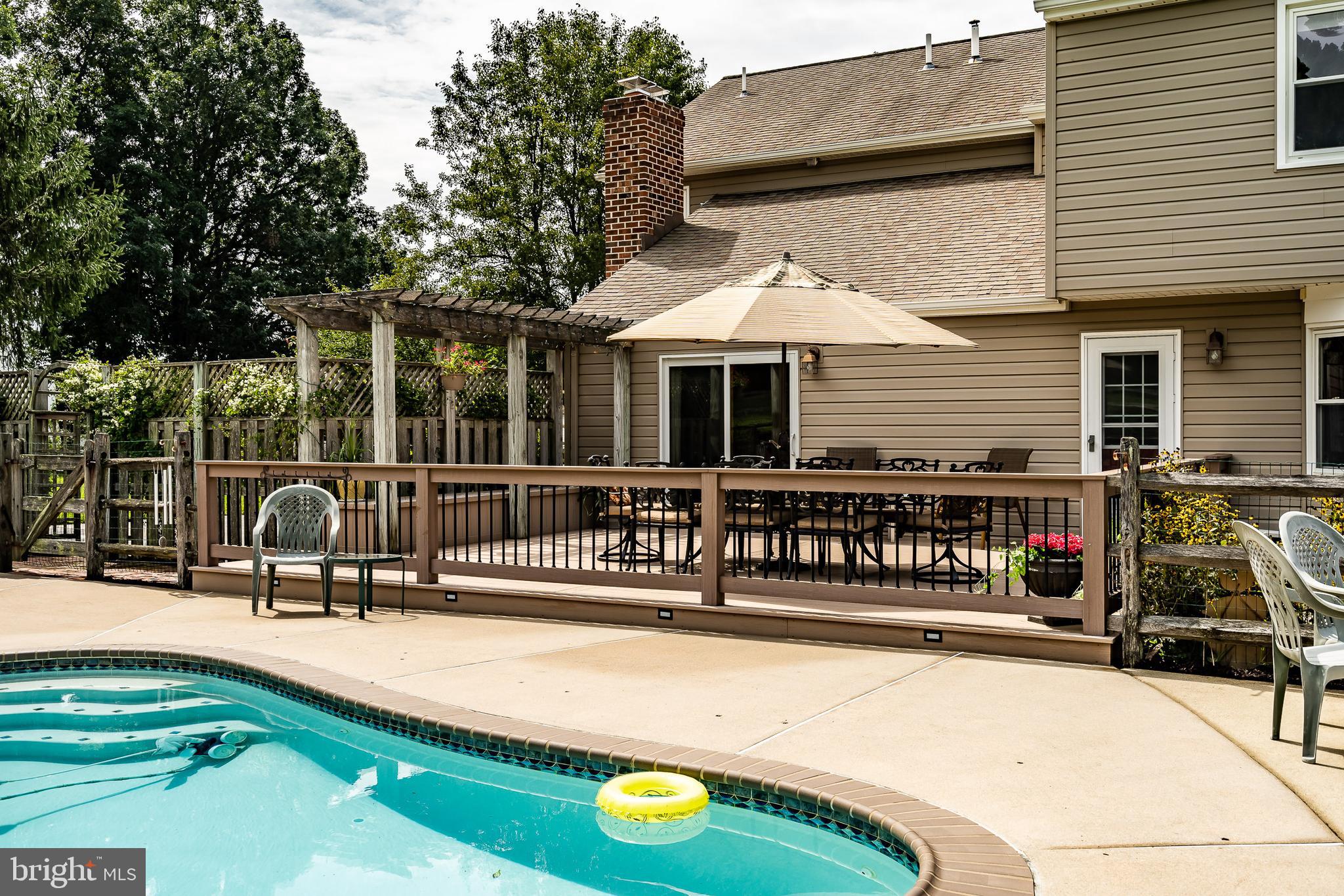 HIGH MEADOW - Residential