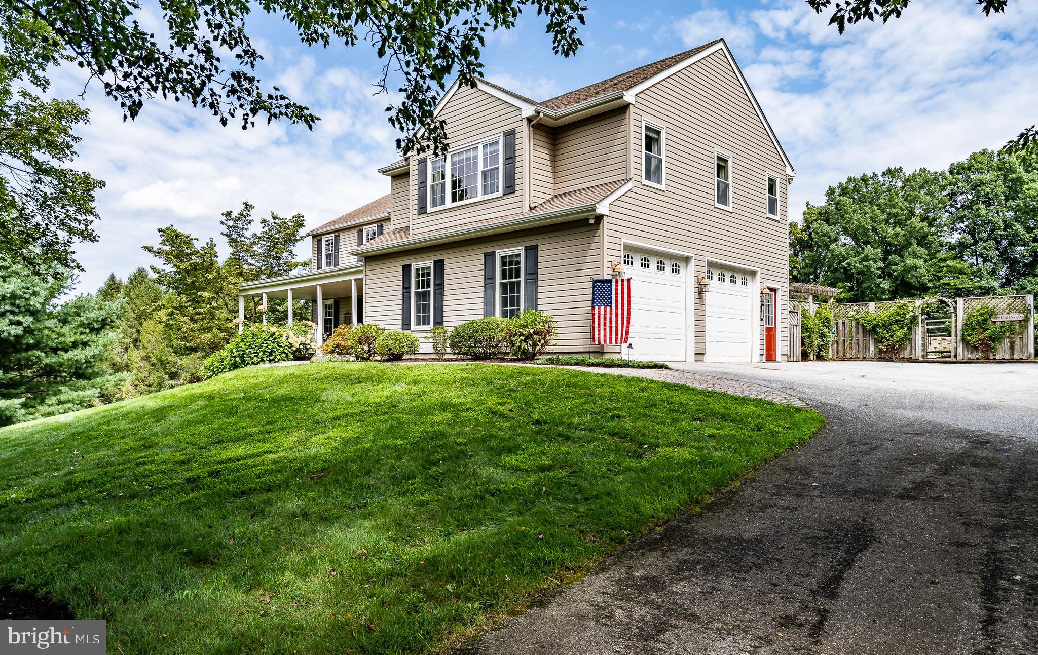 HIGH MEADOW - Residential