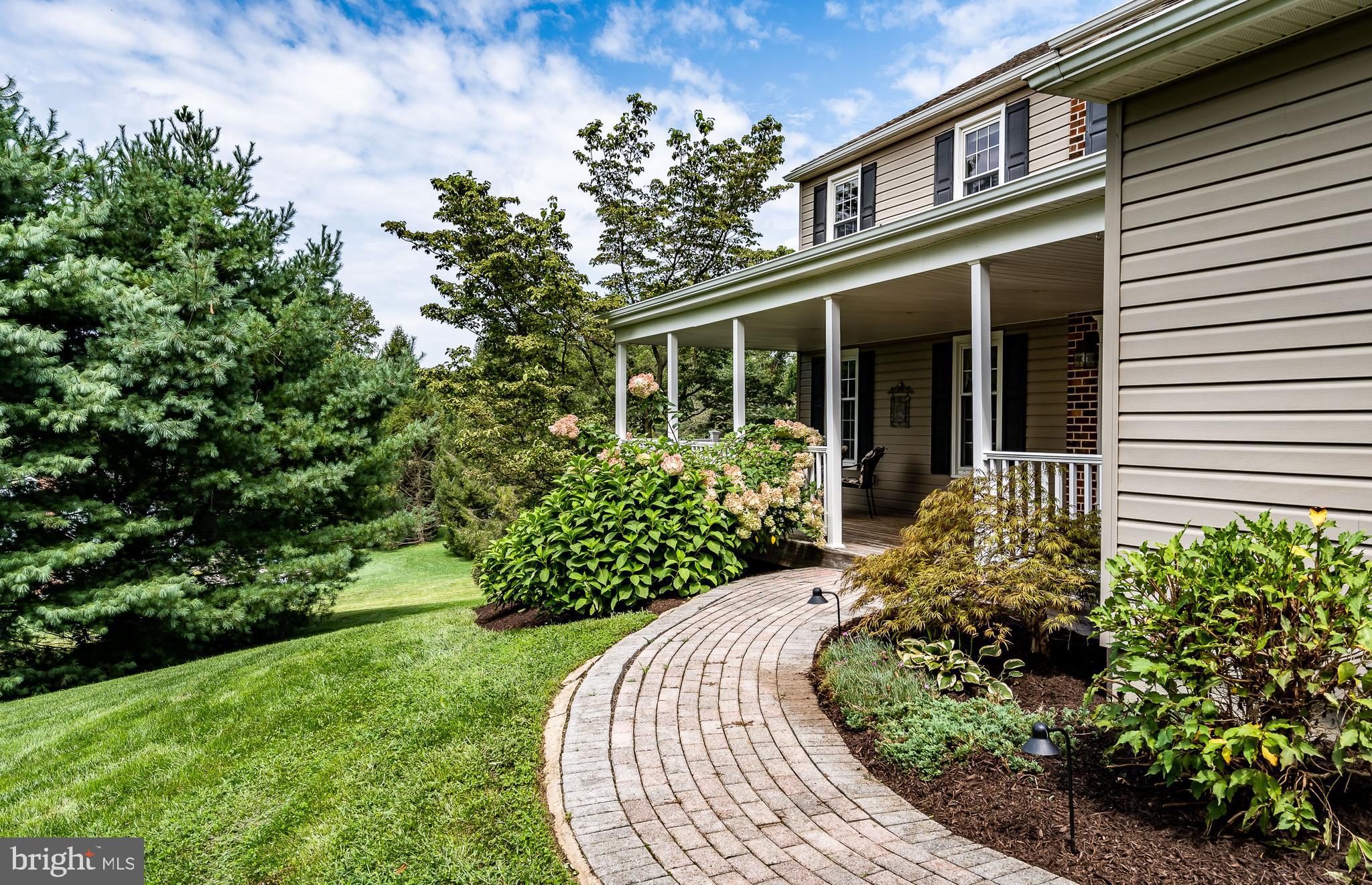 HIGH MEADOW - Residential