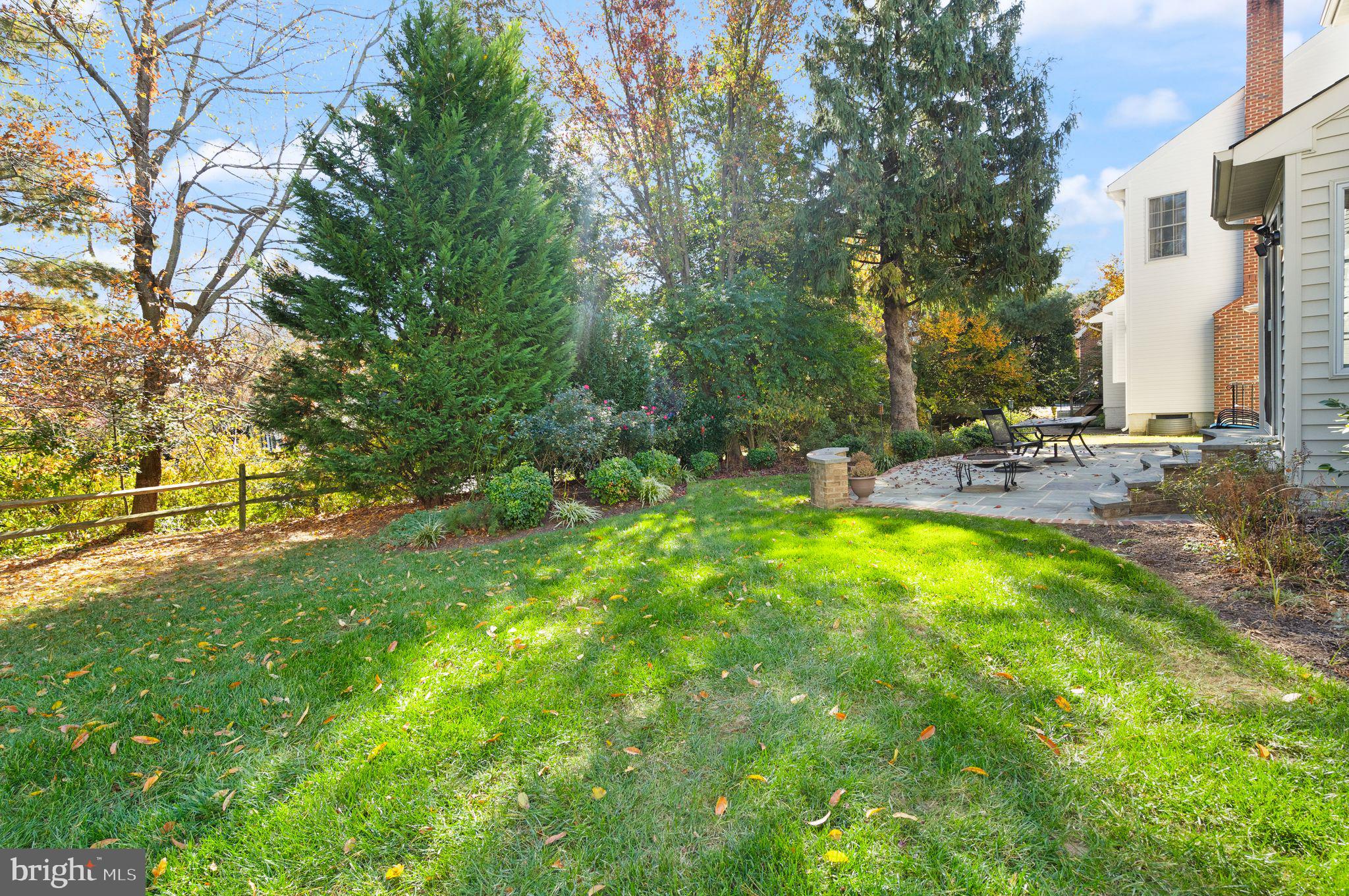 CRIPPENS CORNER - Residential