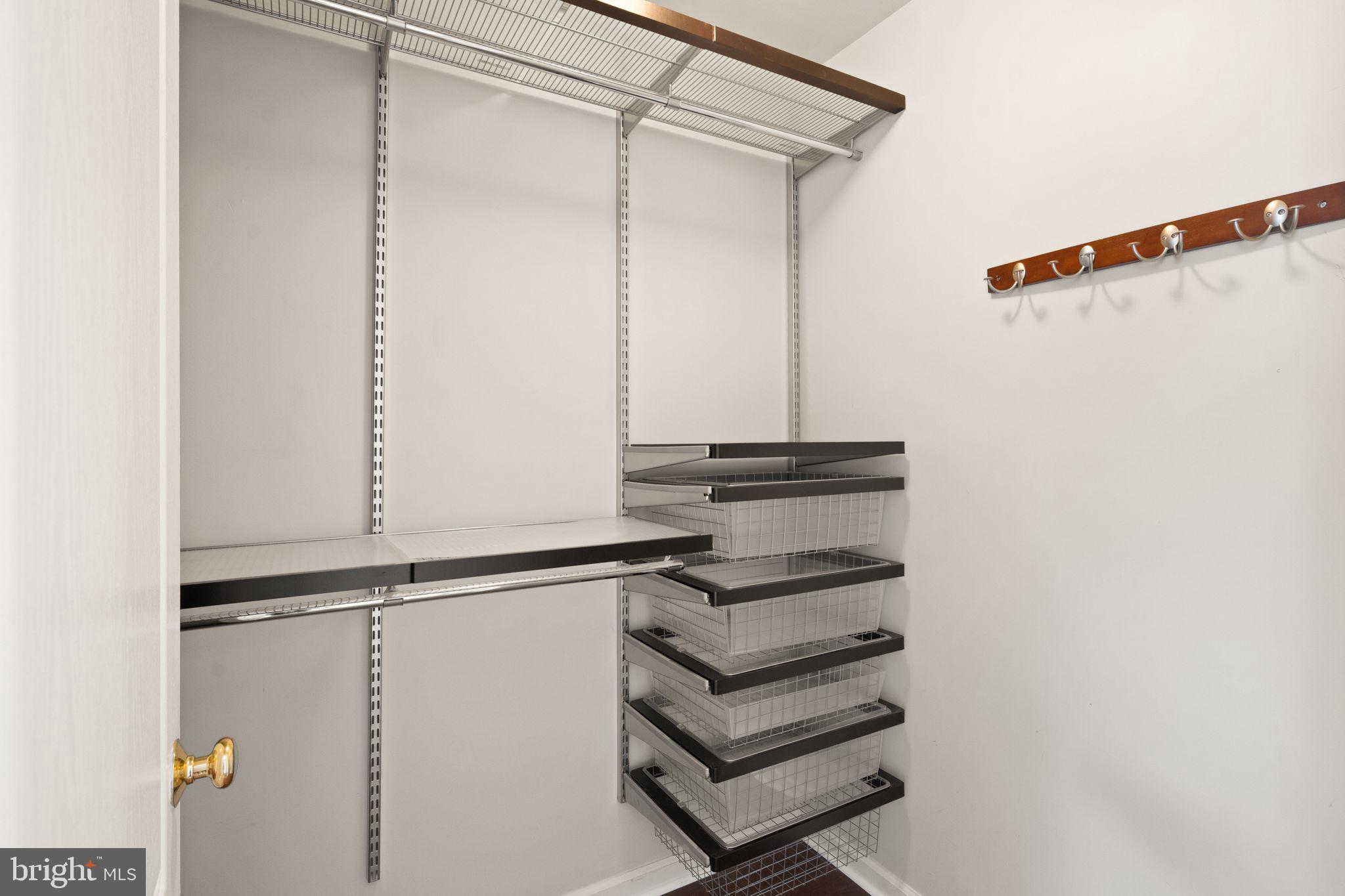 CRIPPENS CORNER - Residential