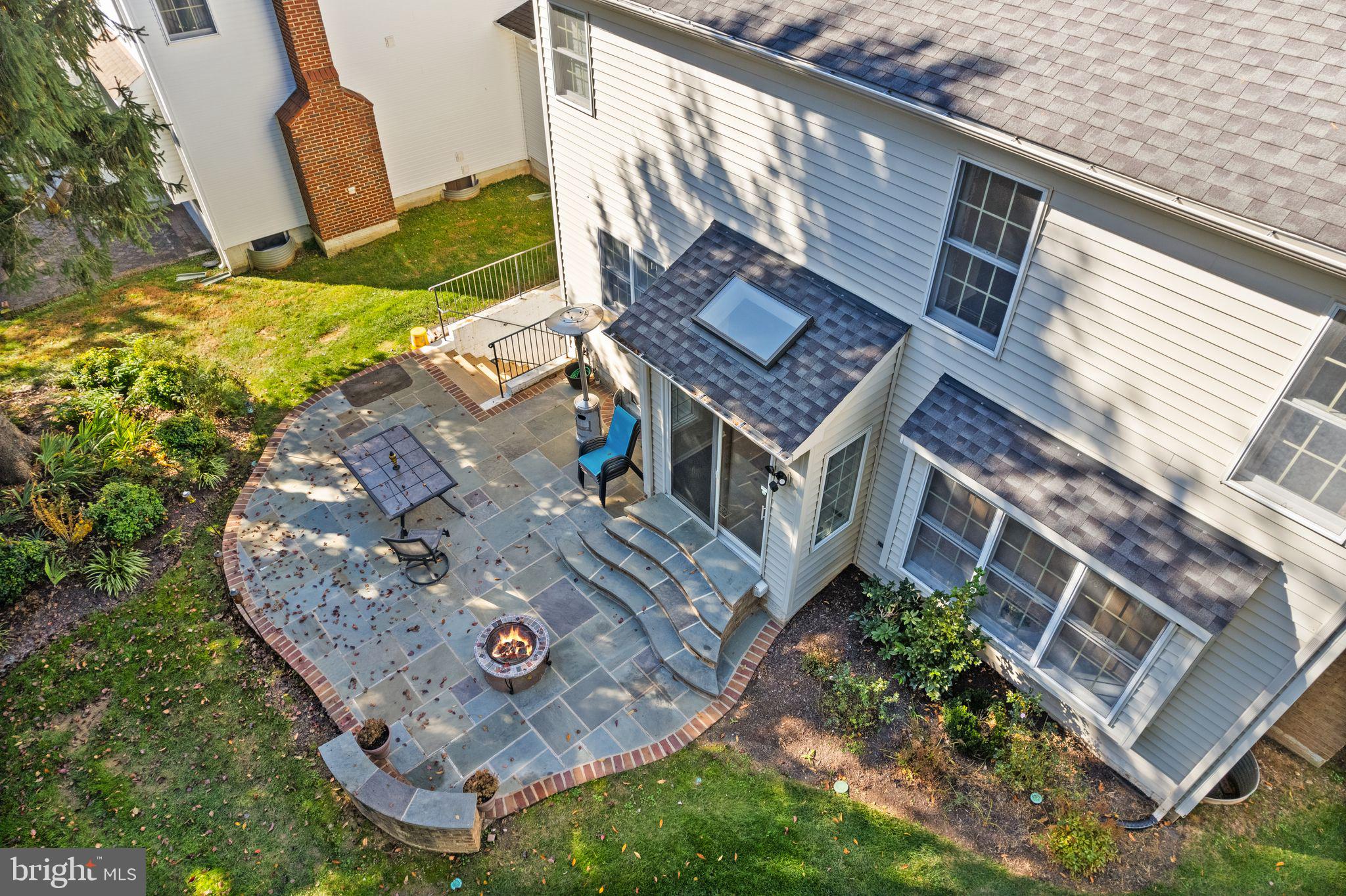 CRIPPENS CORNER - Residential