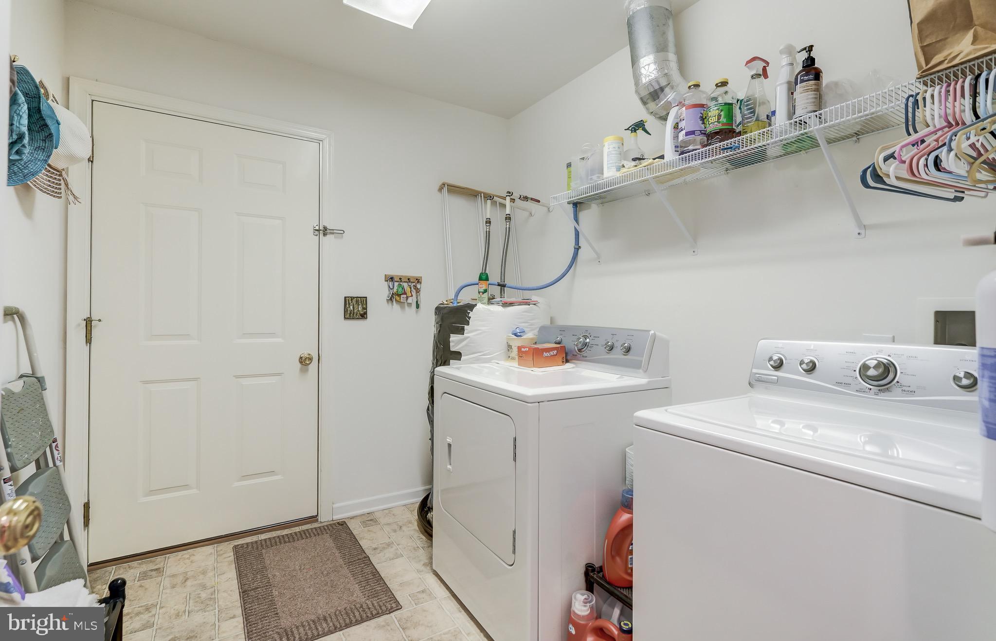 ASPEN HILLS - Residential